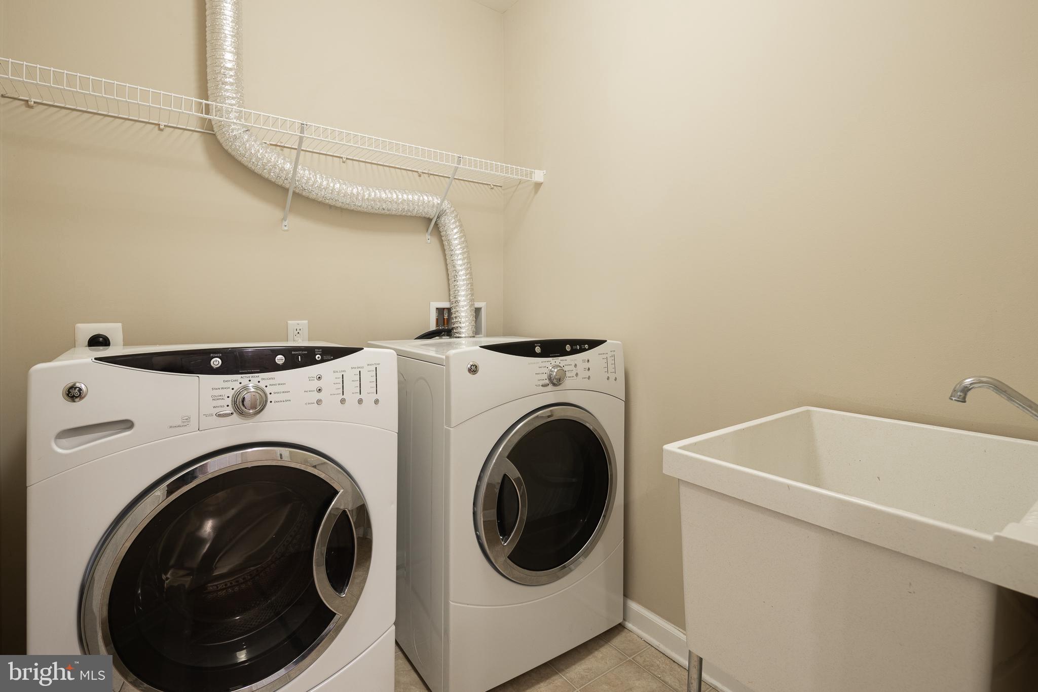 POTOMAC CLUB - Residential Lease