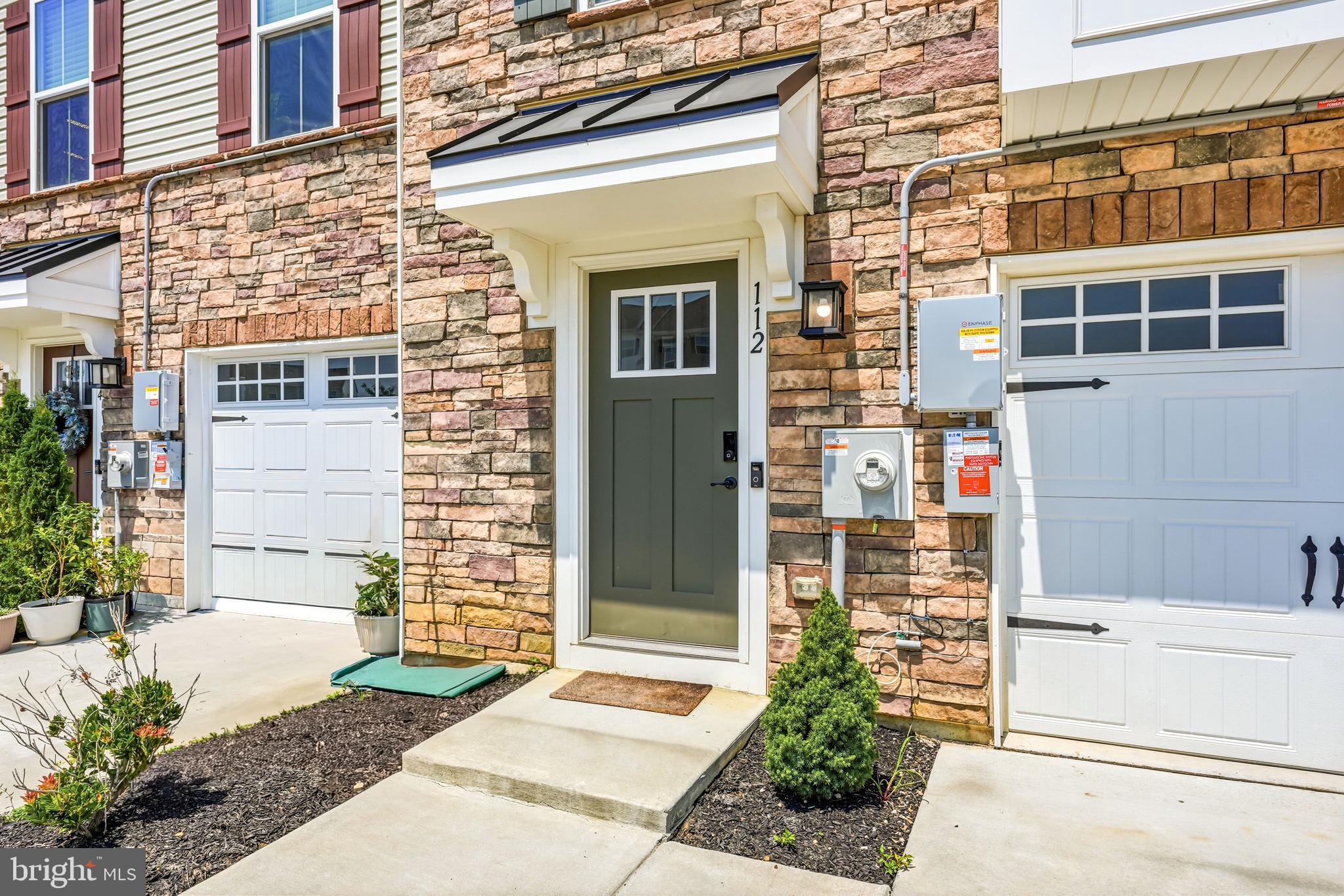 112 WATERFORD WAY