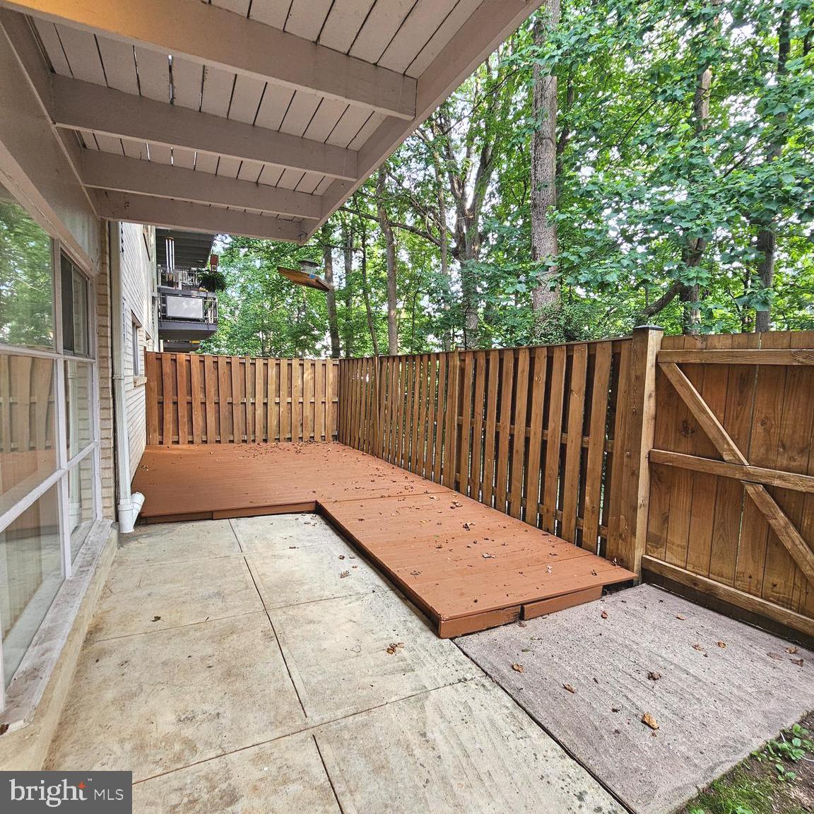 HERITAGE WOODS NORTH - Residential Lease