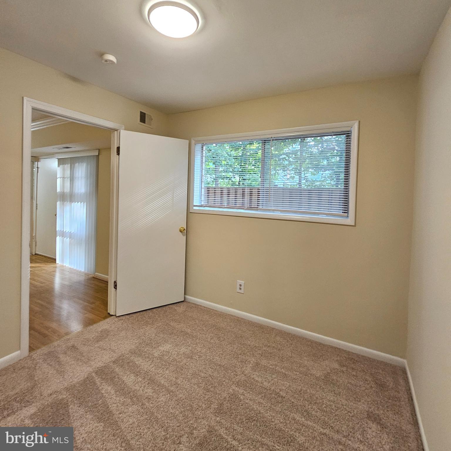 HERITAGE WOODS NORTH - Residential Lease