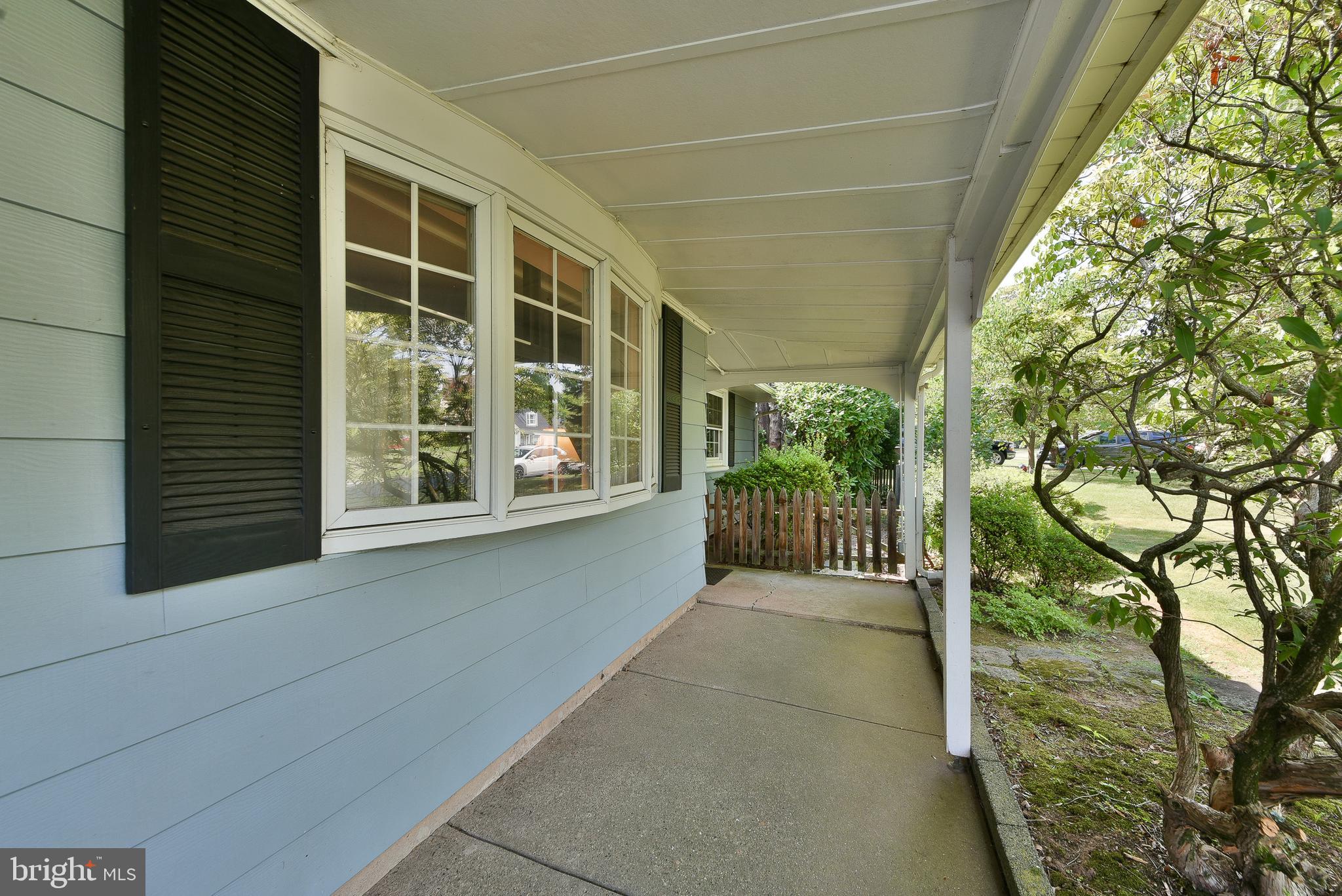 439 MANOR ROAD