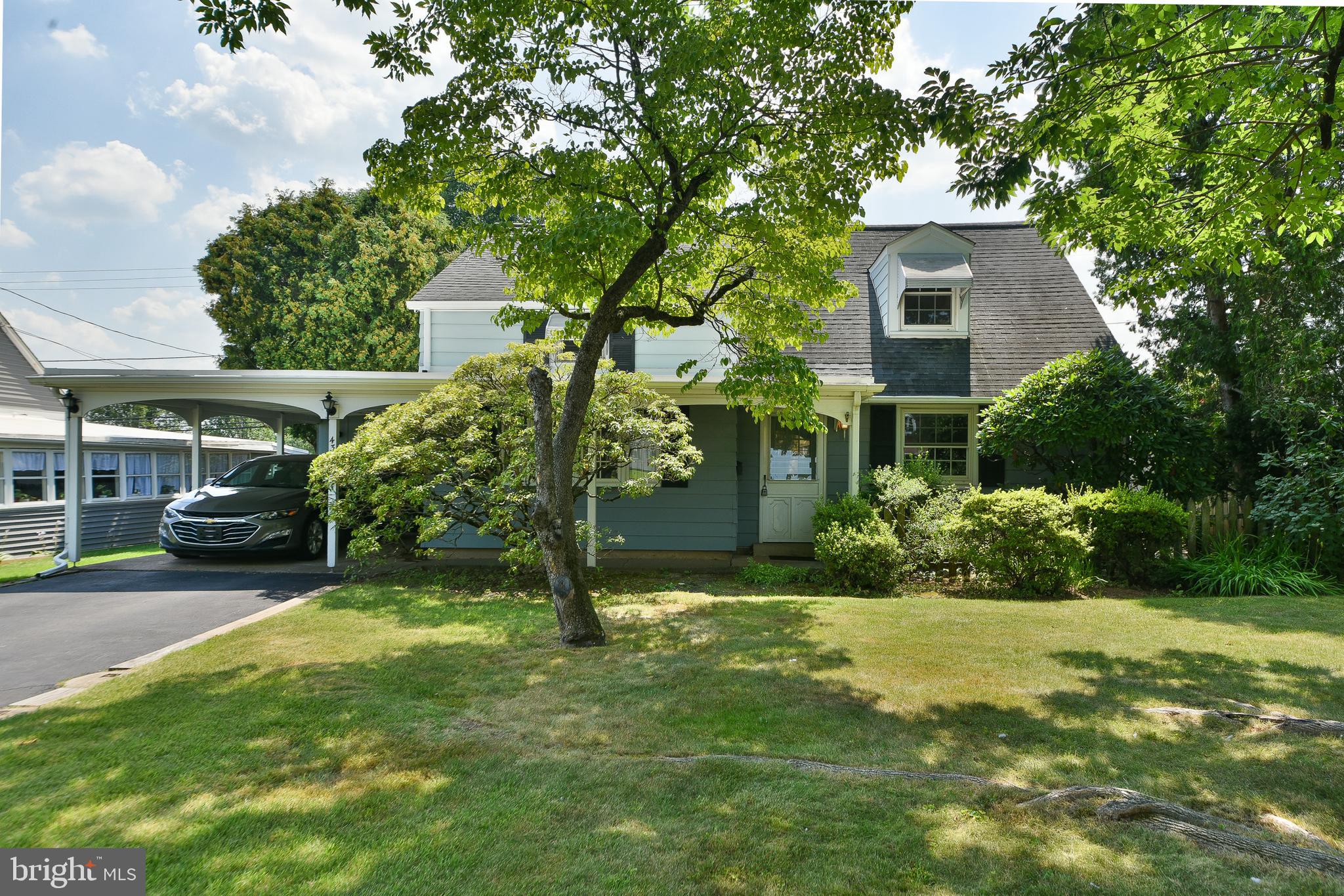 439 MANOR ROAD