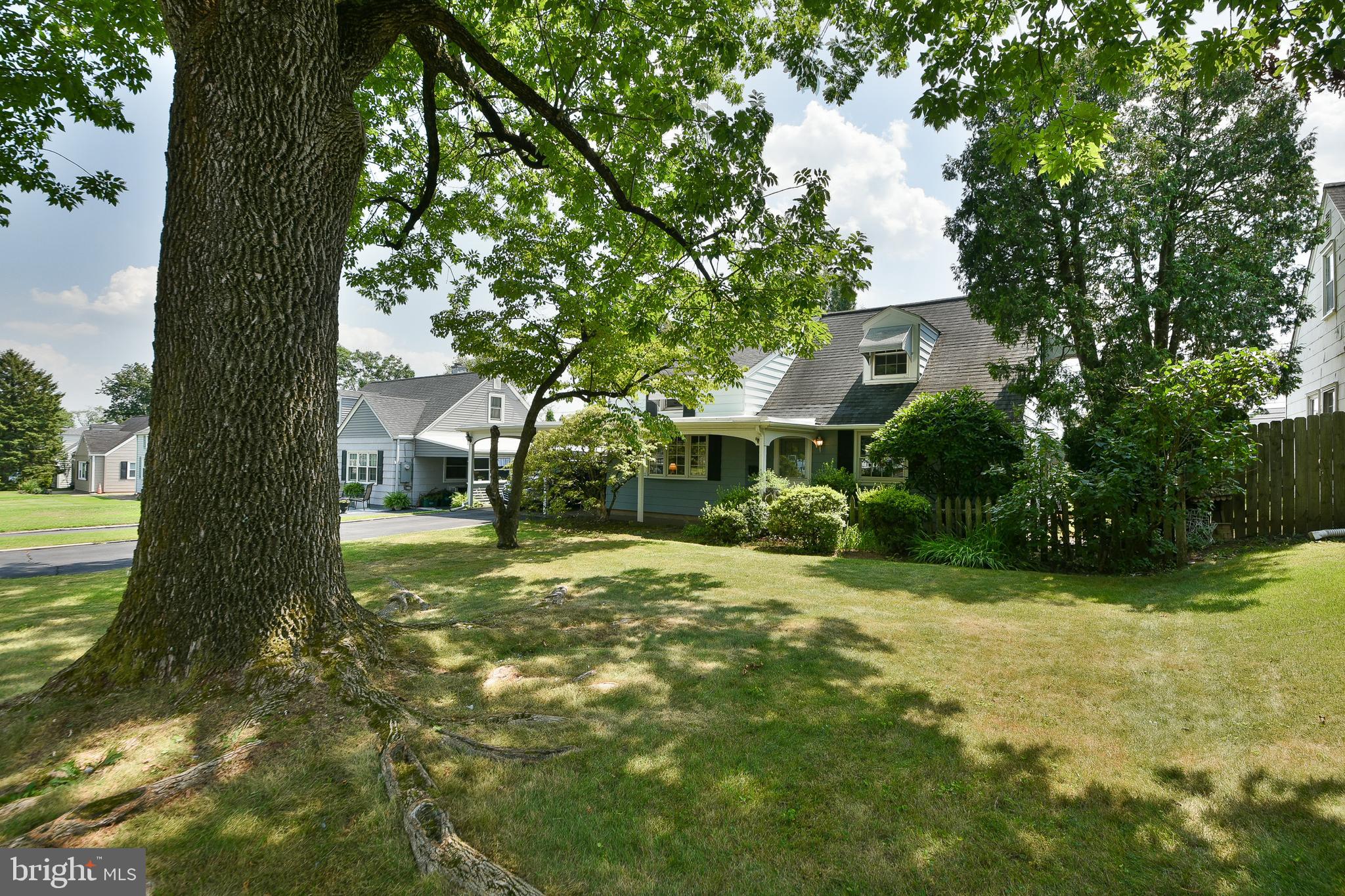 439 MANOR ROAD