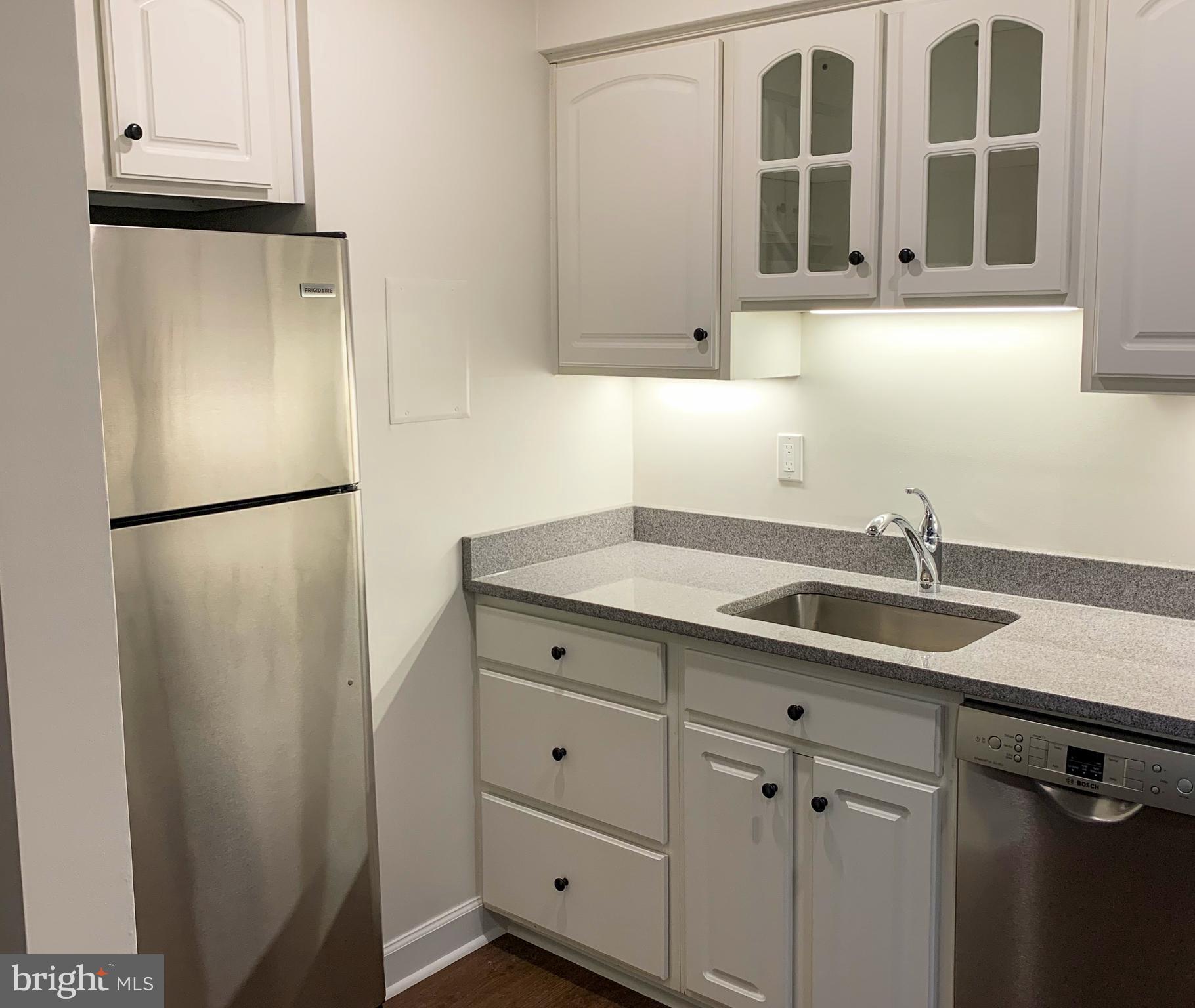 AMERICANA FINMARK - Residential