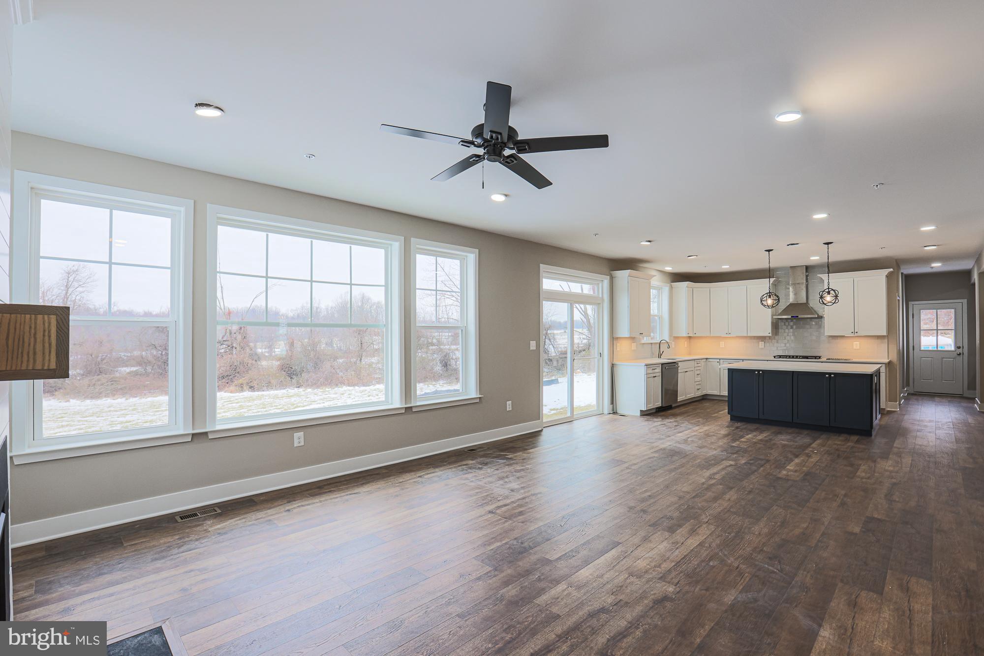 CARROLL MANOR - Residential