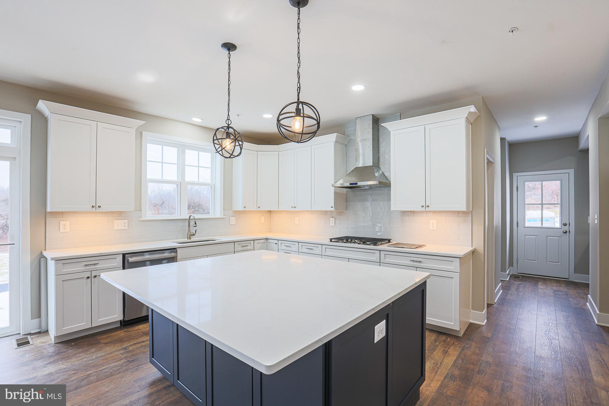 CARROLL MANOR - Residential