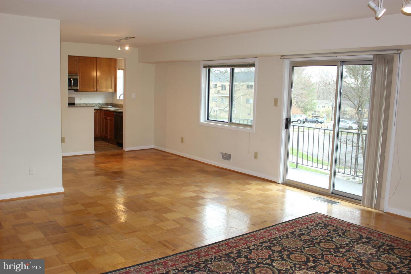 PARKSIDE CONDOMINIUMS - Residential Lease