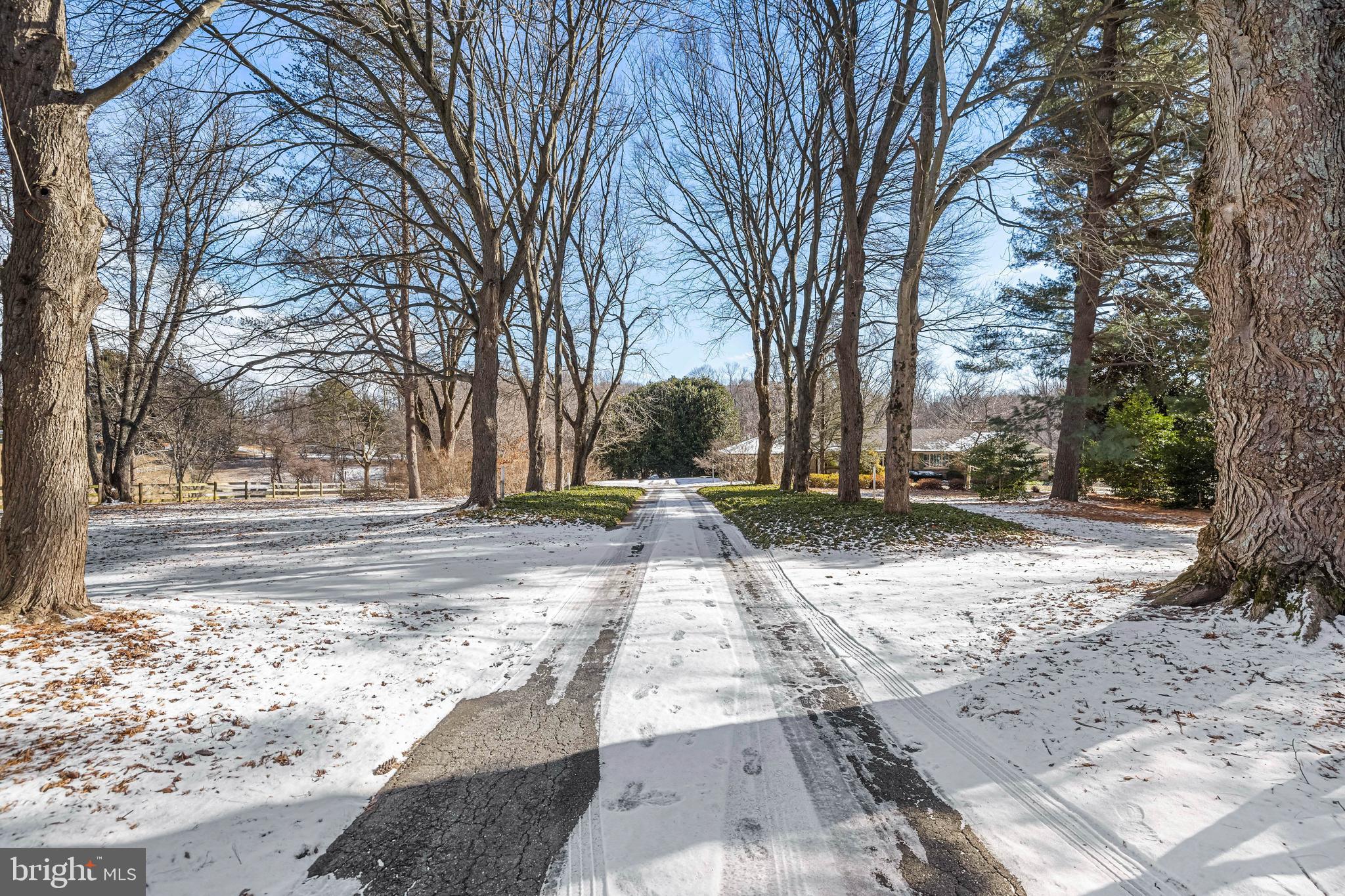 DULANEY HILLS - Residential