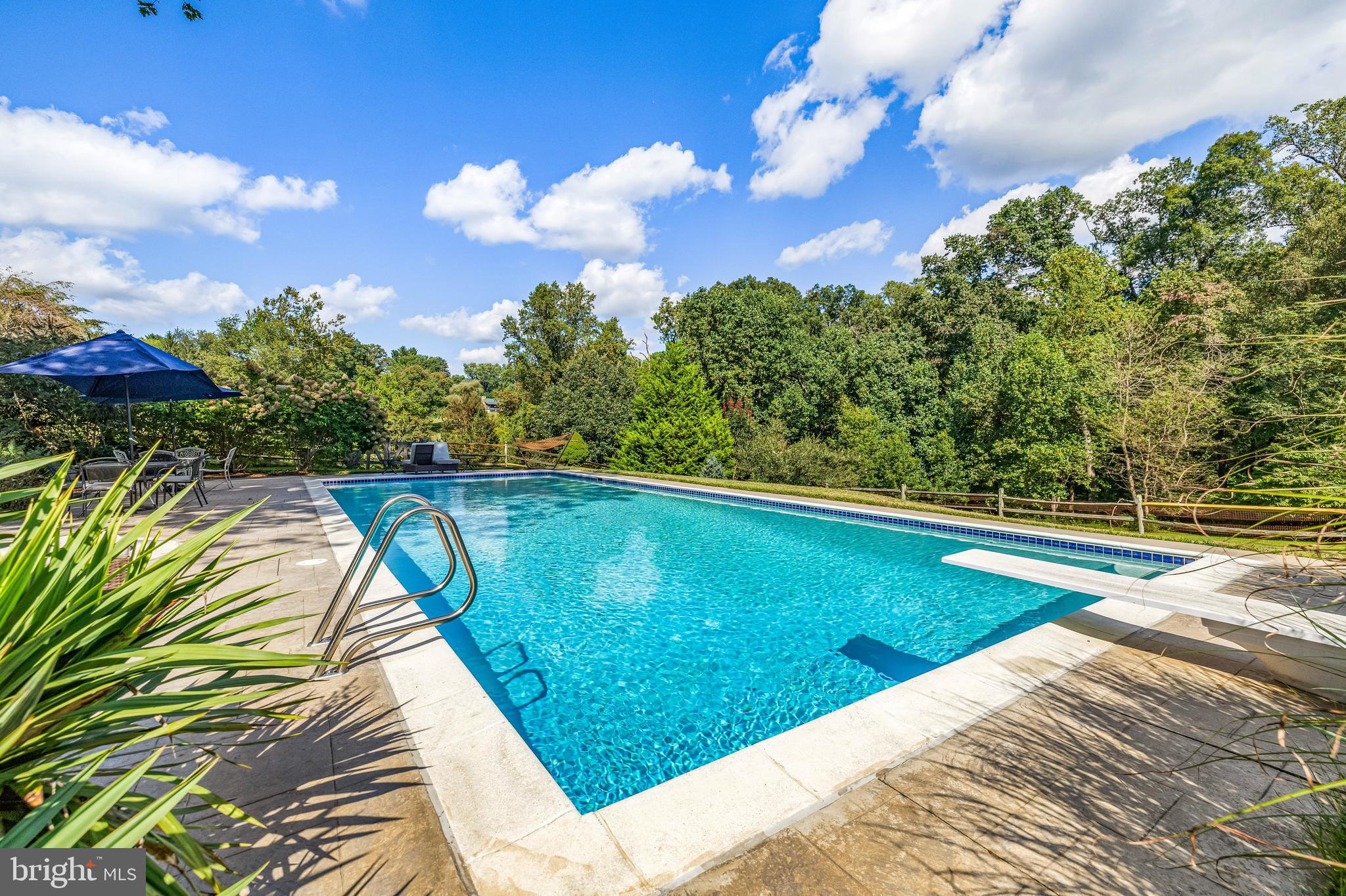 DULANEY HILLS - Residential