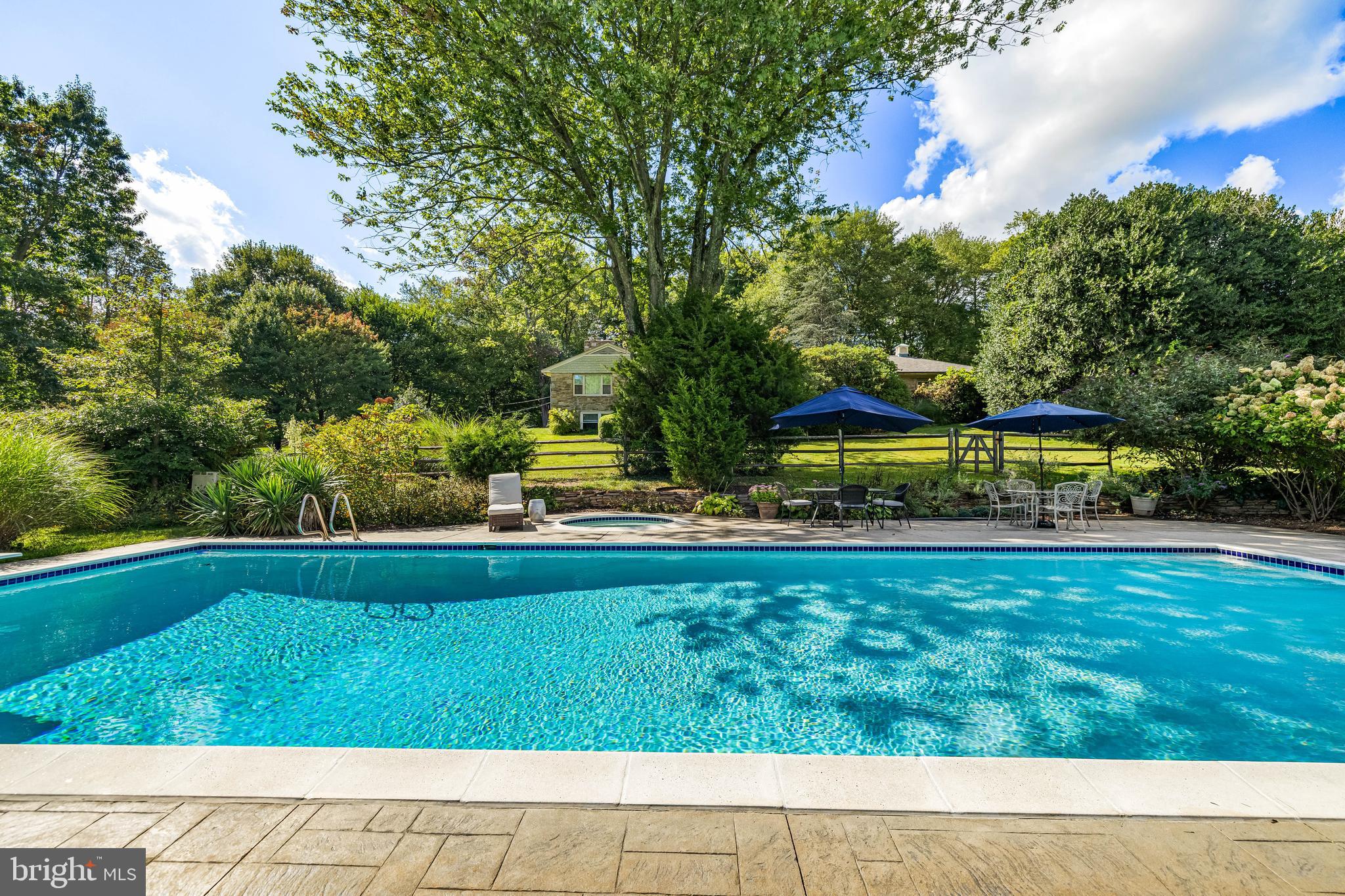 DULANEY HILLS - Residential