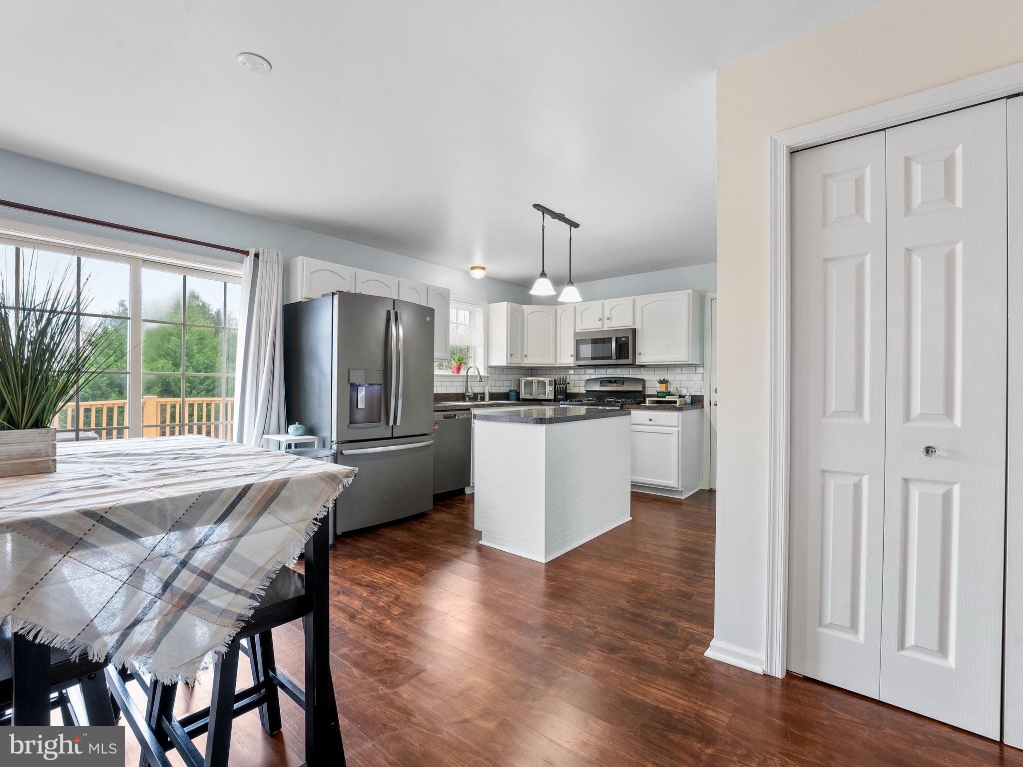 ELK CREEK RESERVE - Residential