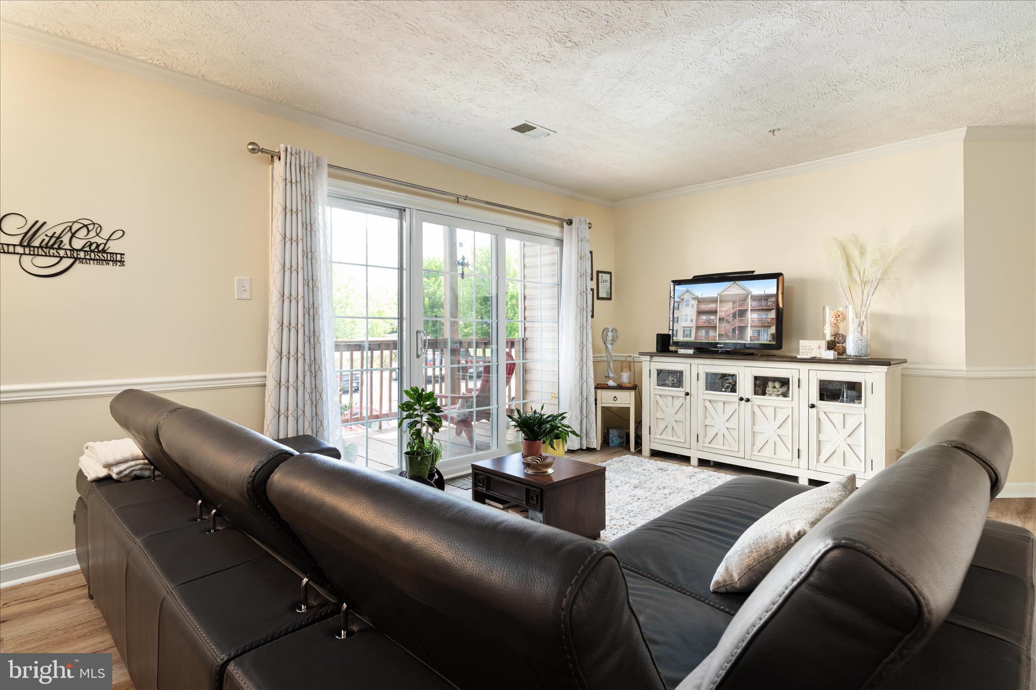 PARKVIEW CONDOMINIUMS - Residential