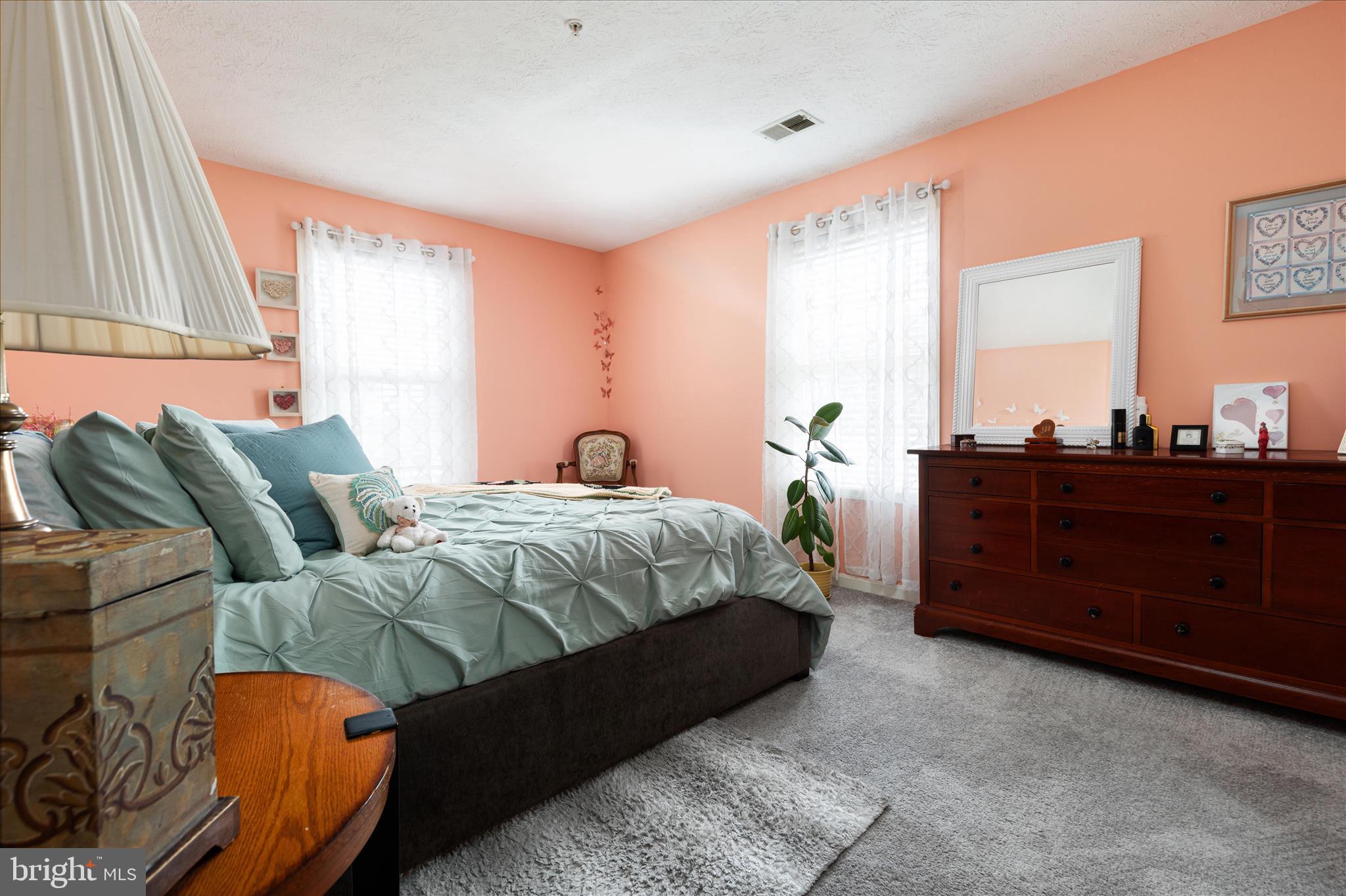 PARKVIEW CONDOMINIUMS - Residential