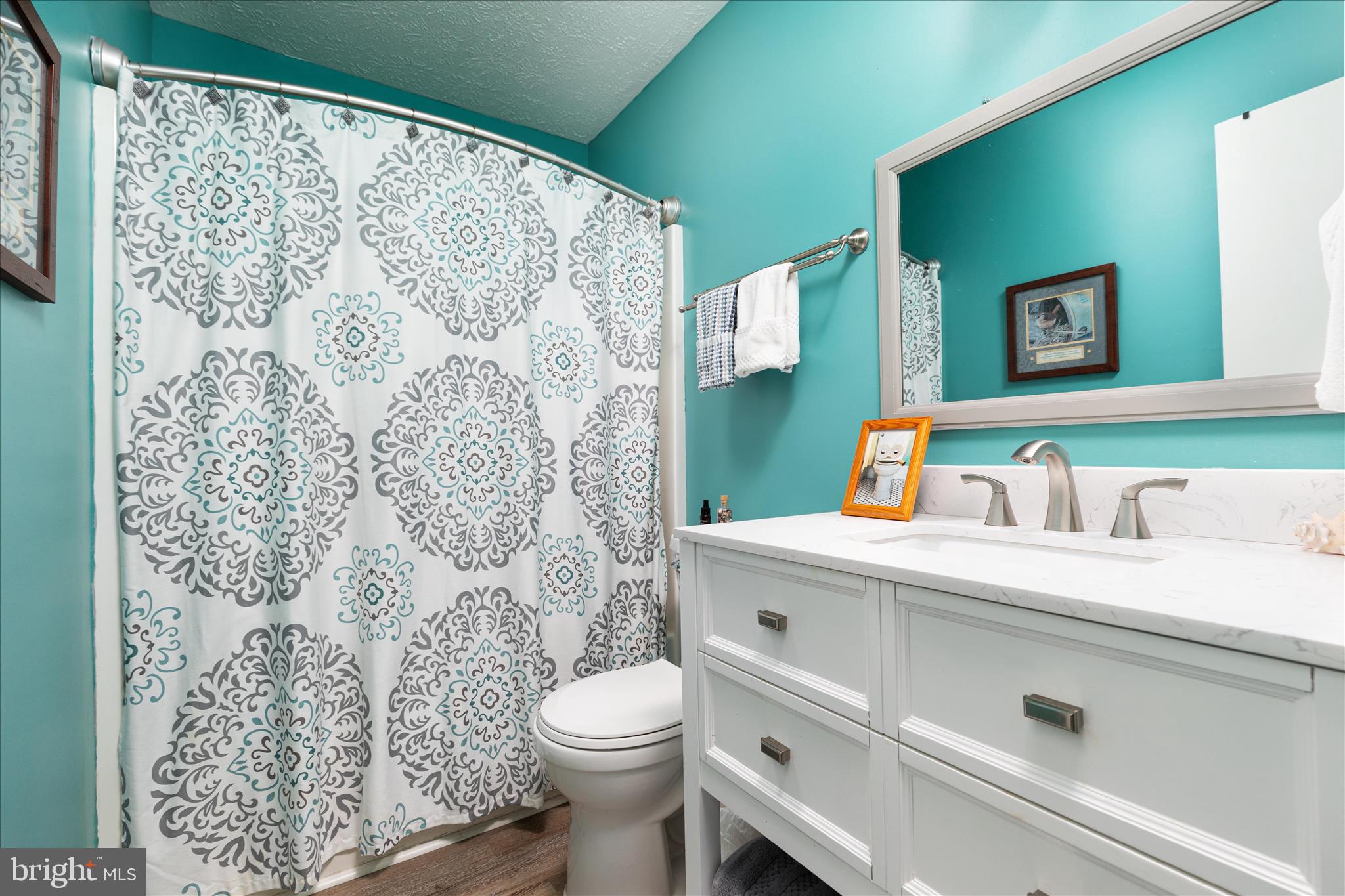 PARKVIEW CONDOMINIUMS - Residential