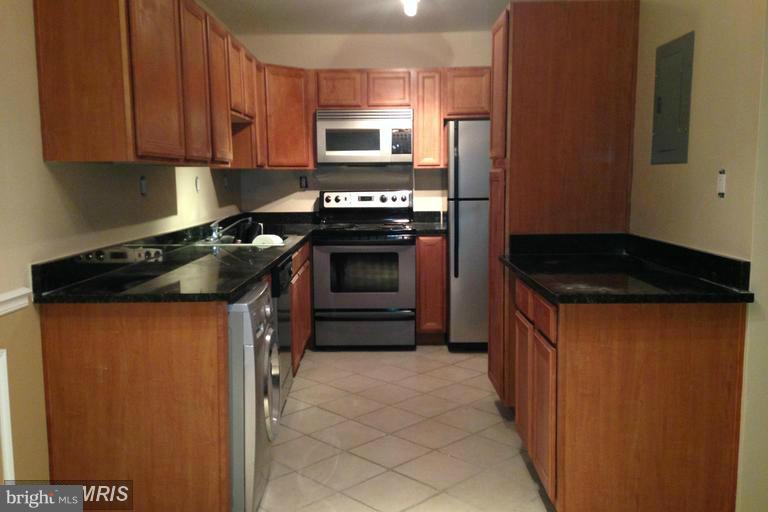 HARBOUR TERRACE - Residential Lease