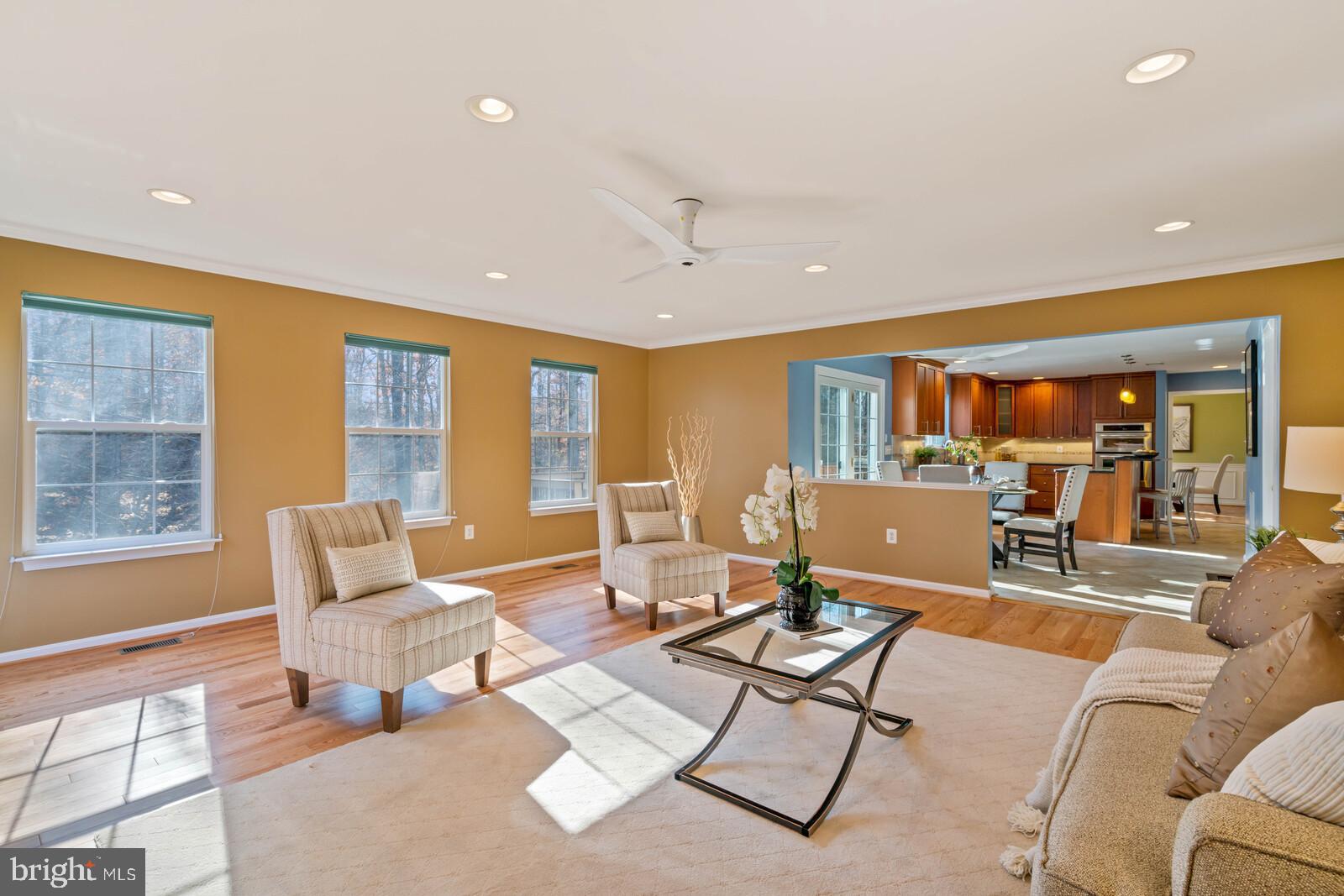 BLOOMS CROSSING - Residential