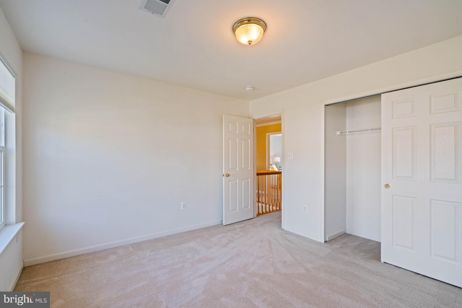 BLOOMS CROSSING - Residential