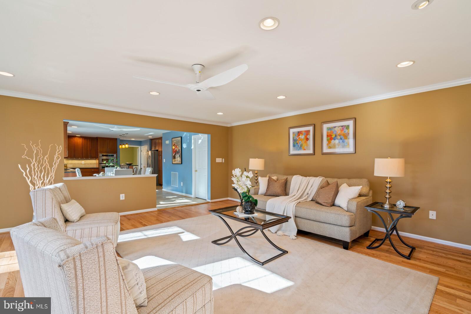 BLOOMS CROSSING - Residential