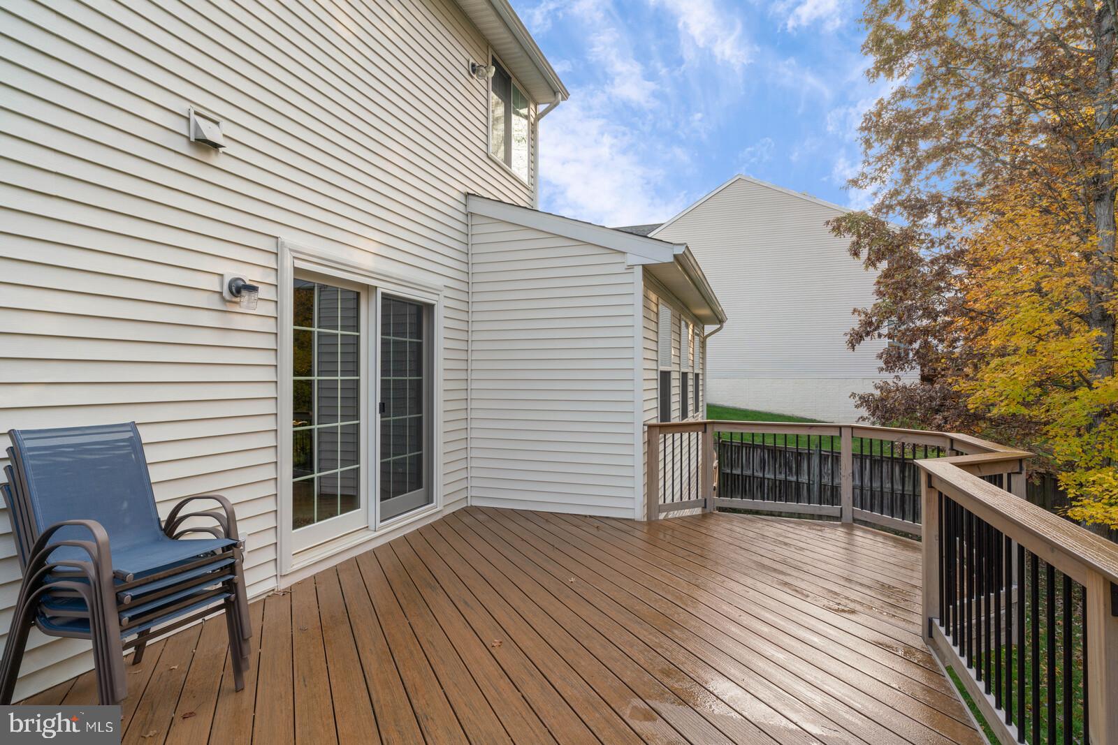 BLOOMS CROSSING - Residential