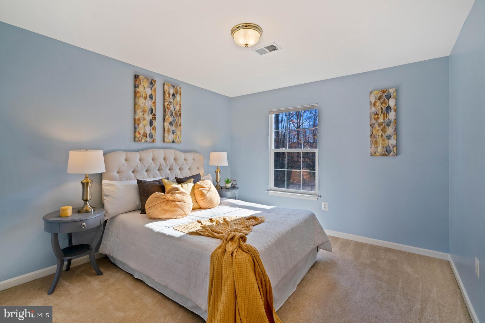 BLOOMS CROSSING - Residential