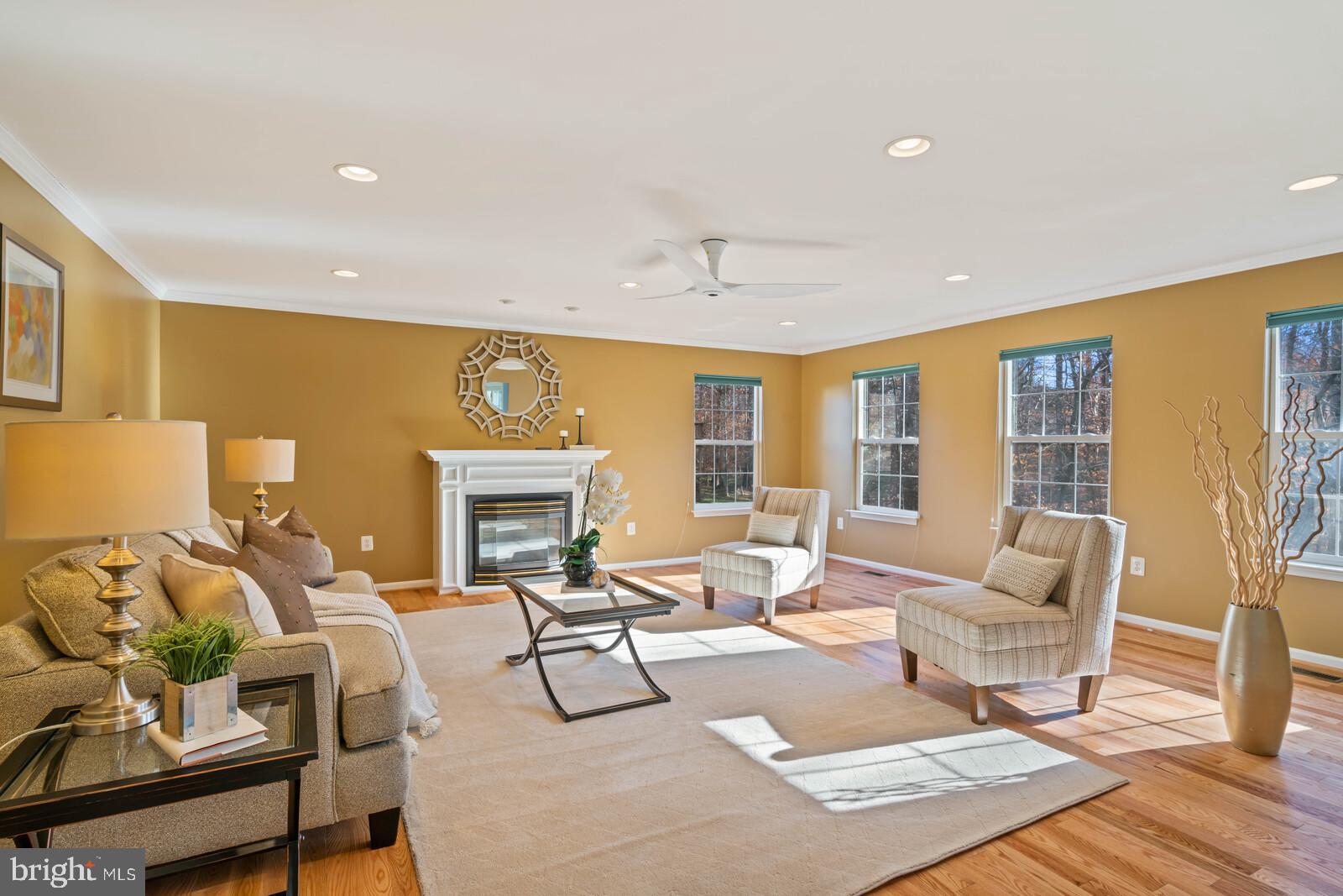 BLOOMS CROSSING - Residential