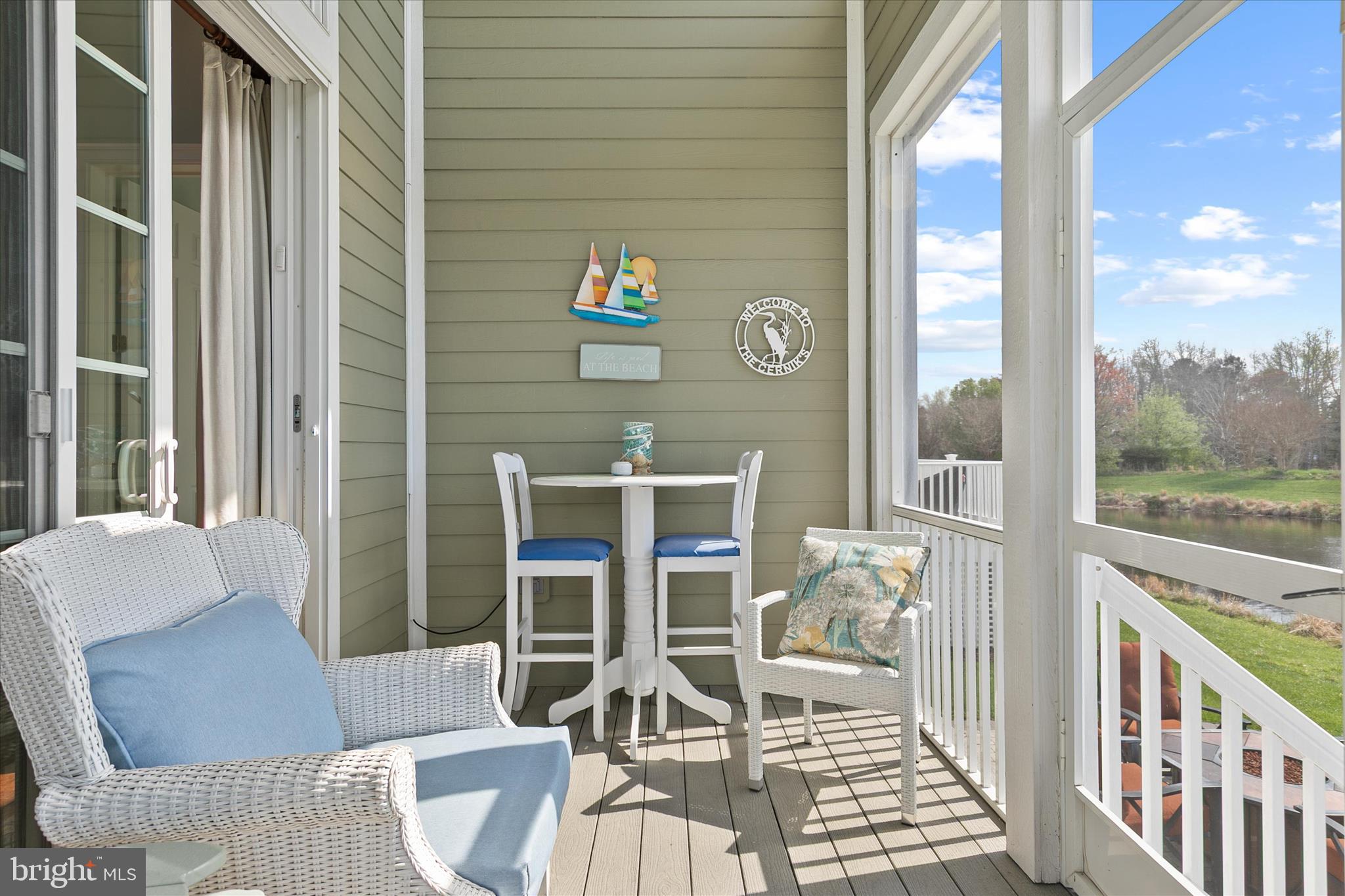 BAYSIDE - Residential