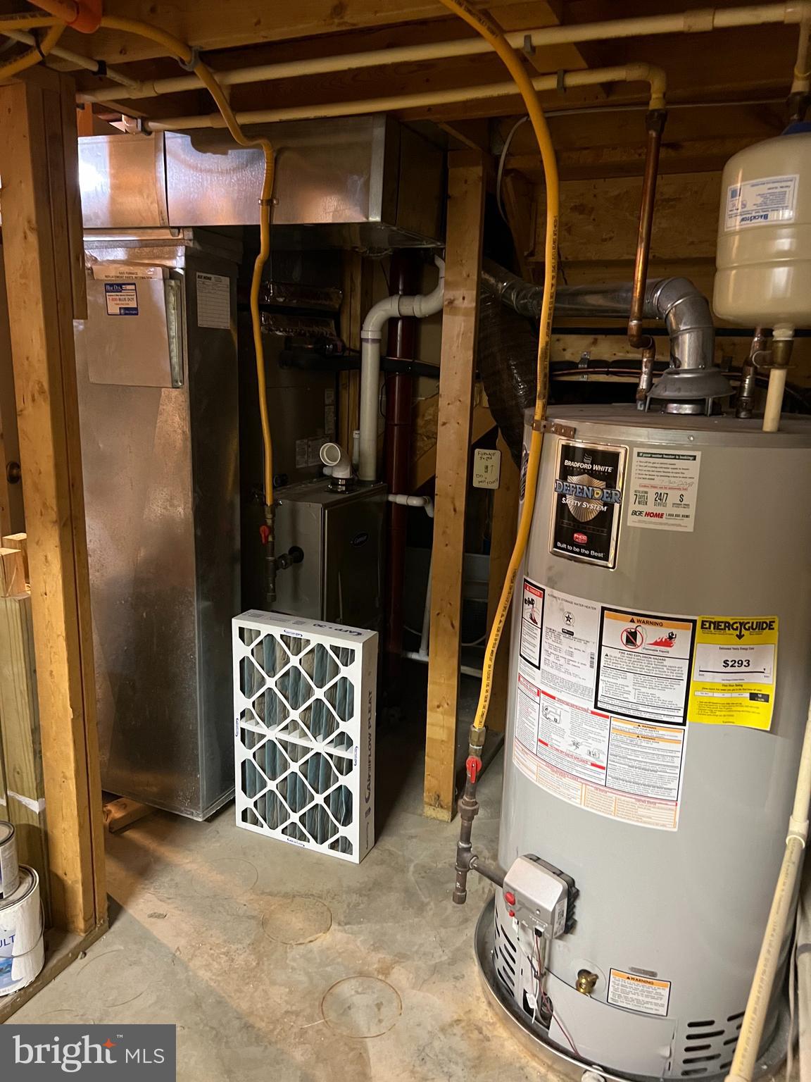 CONSTANT FRIENDSHIP - Residential