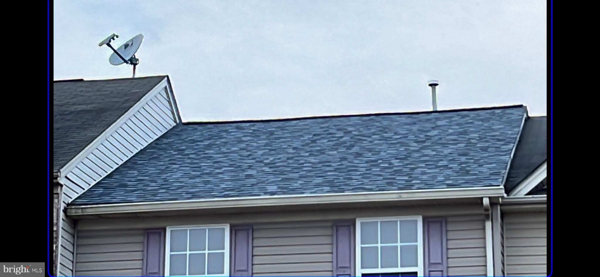 CONSTANT FRIENDSHIP - Residential