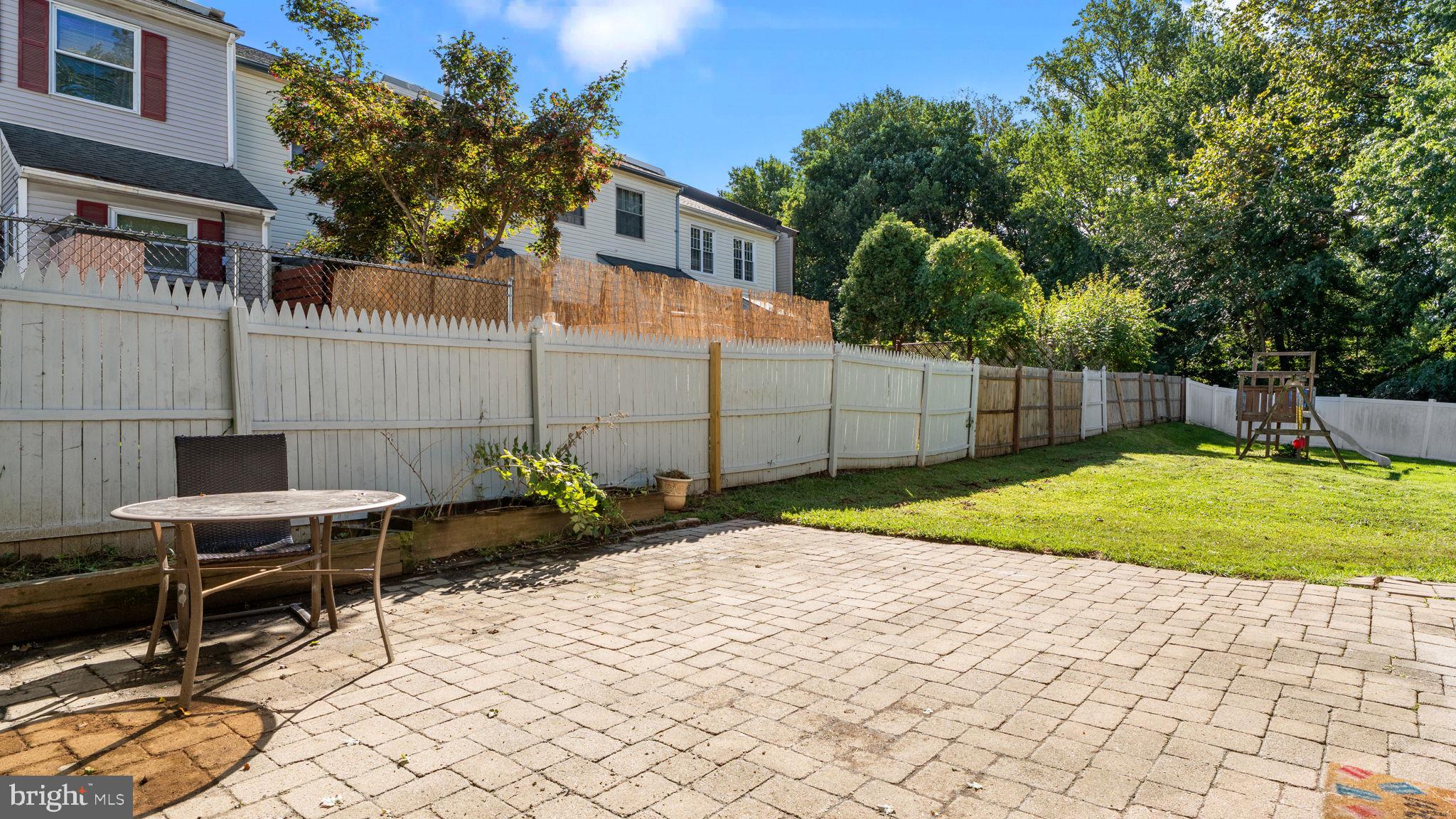 HIDDEN VALLEY - Residential