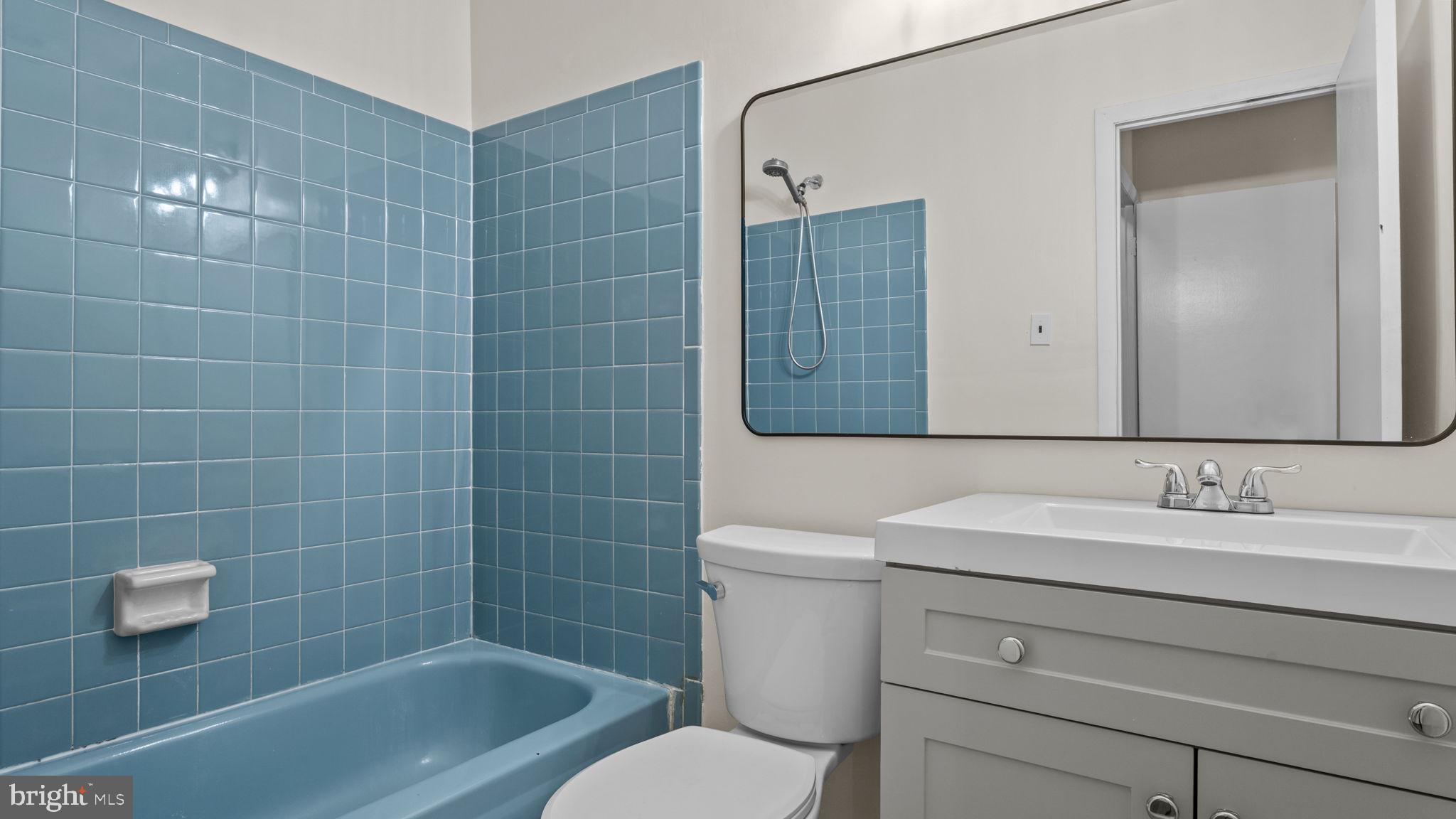 HIDDEN VALLEY - Residential