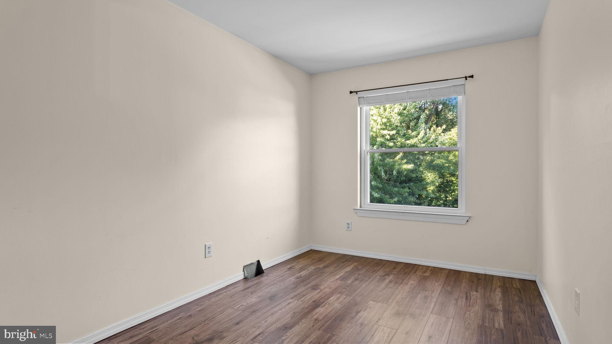 HIDDEN VALLEY - Residential