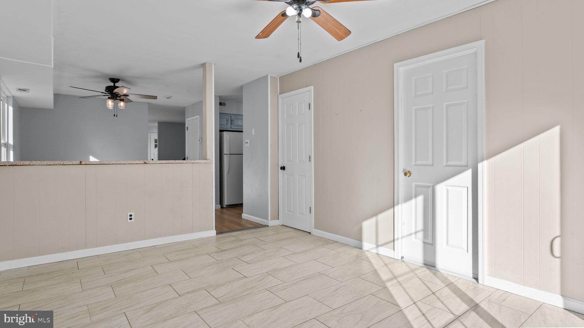 HIDDEN VALLEY - Residential