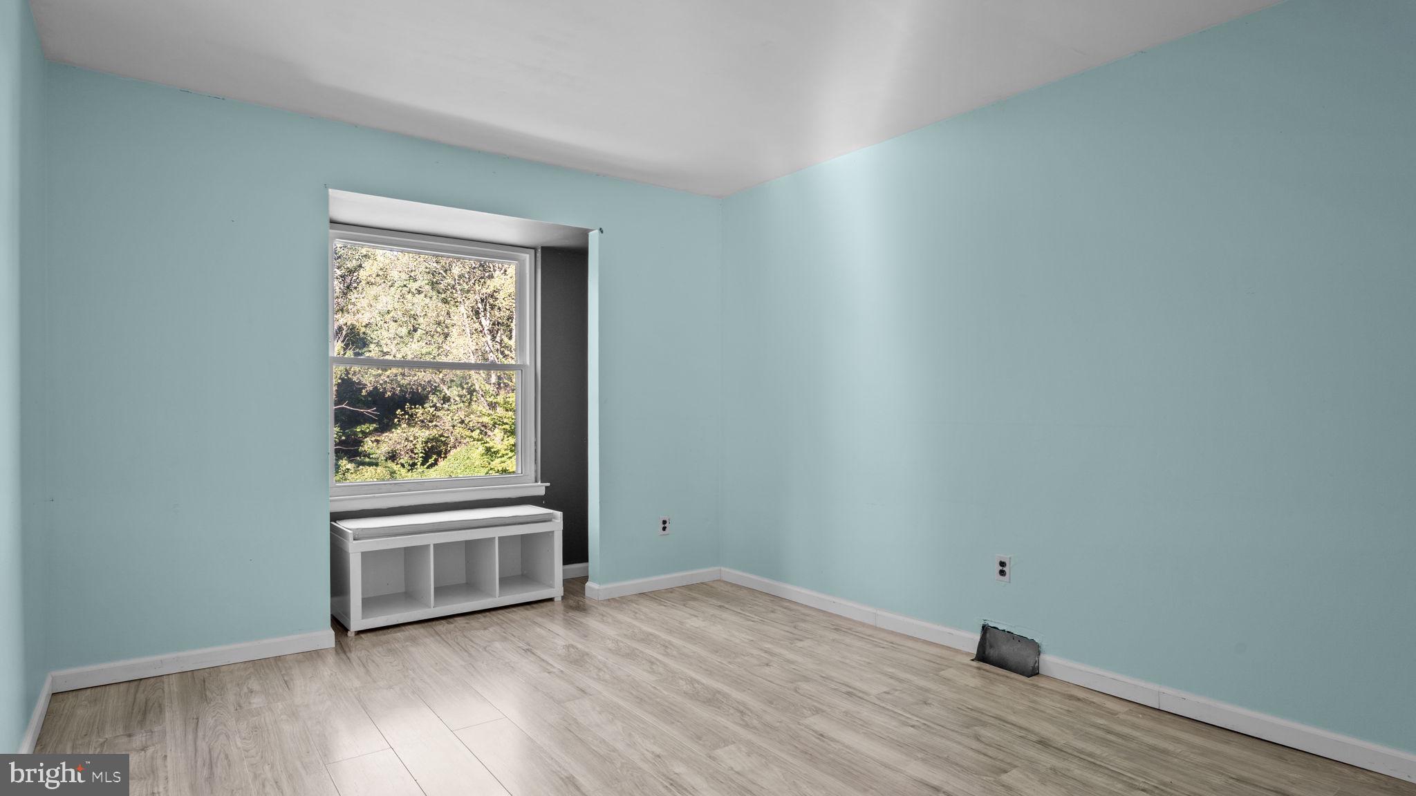 HIDDEN VALLEY - Residential