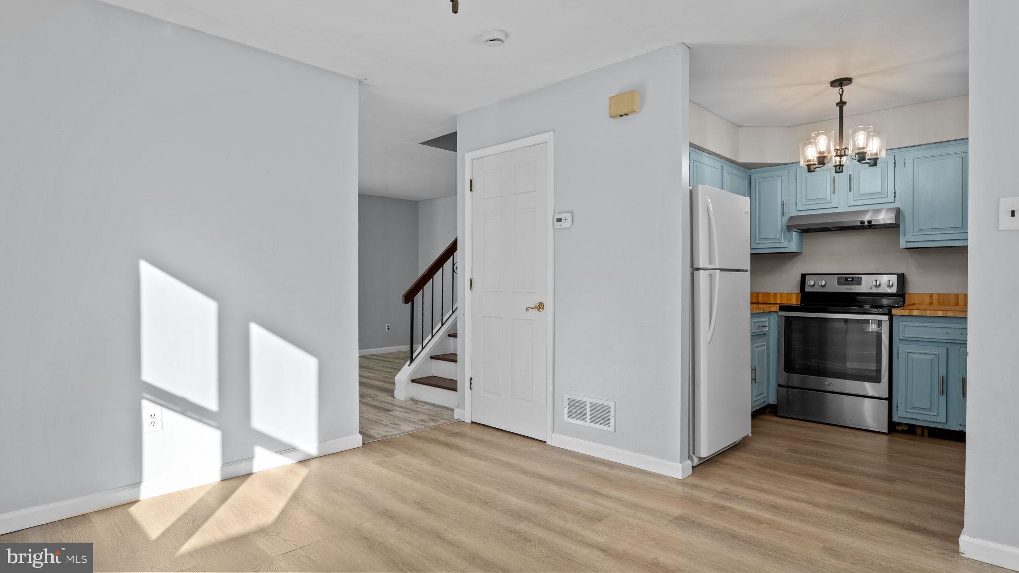 HIDDEN VALLEY - Residential