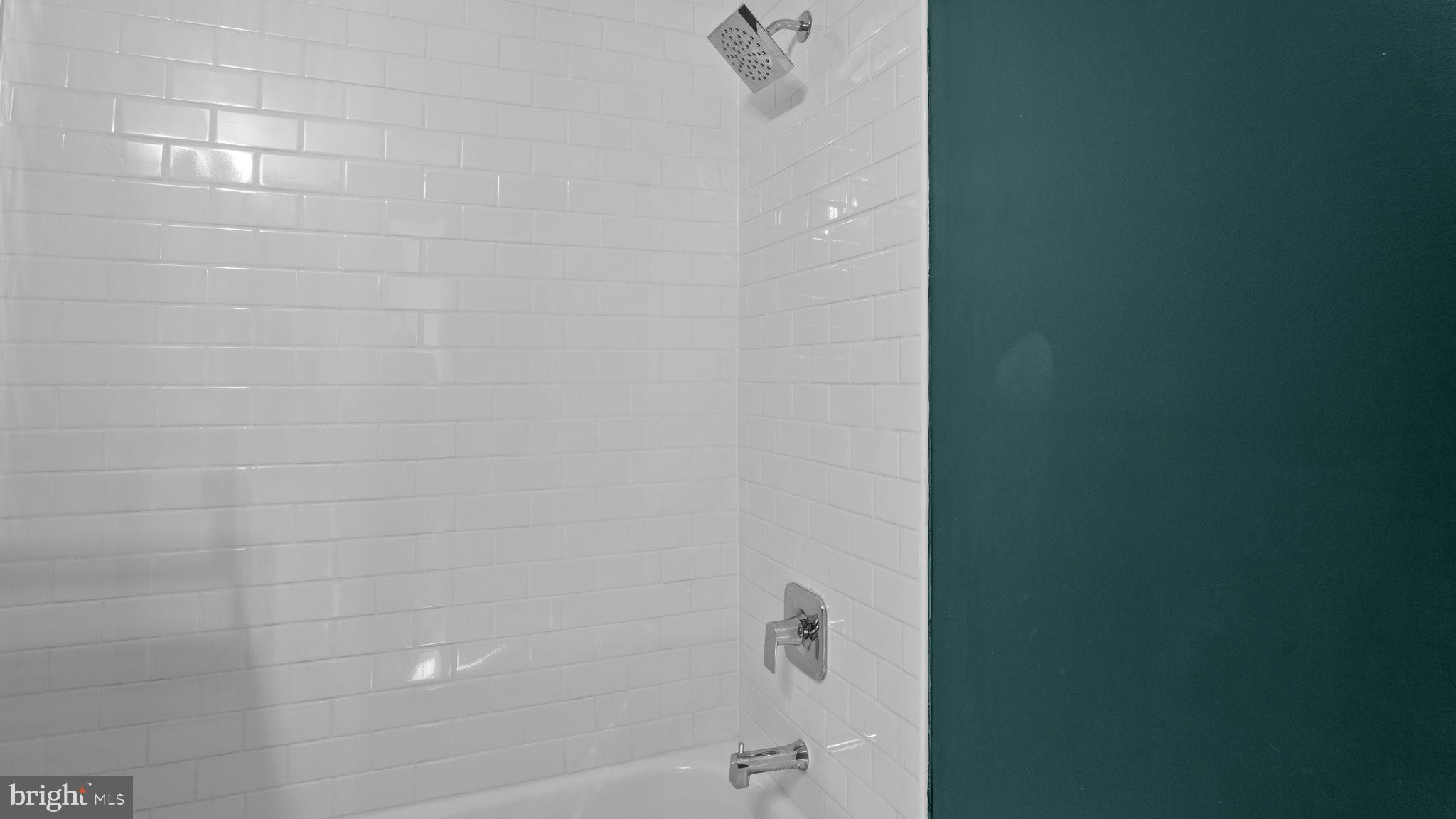 HIDDEN VALLEY - Residential