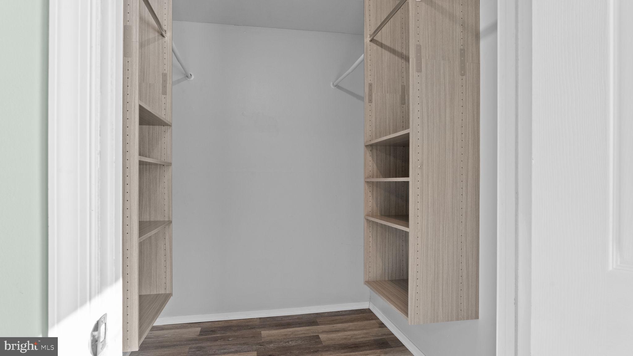 HIDDEN VALLEY - Residential