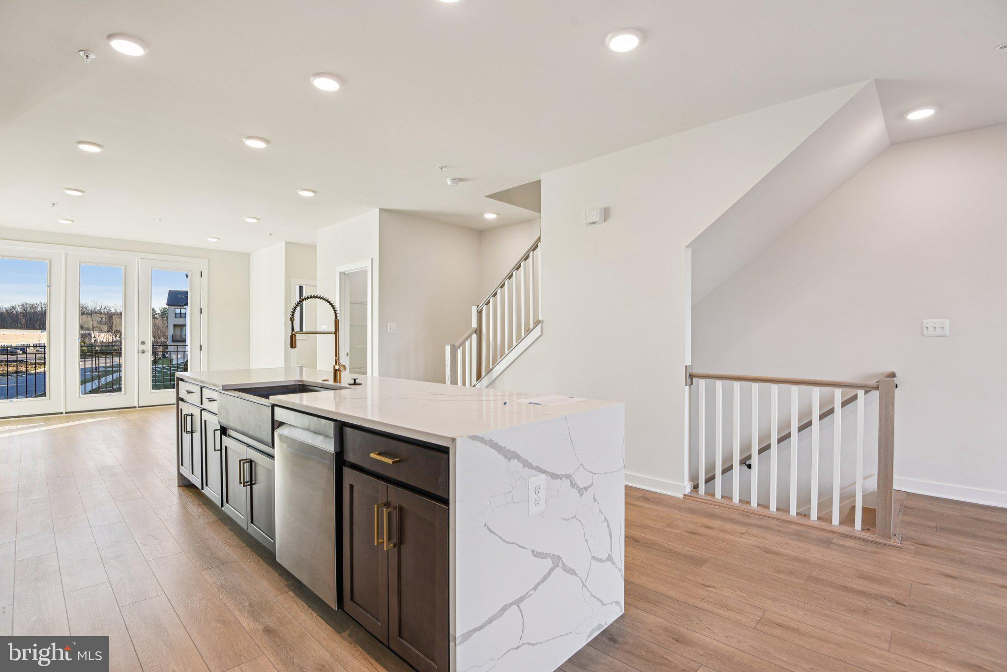 MELFORD TOWN CENTER - Residential