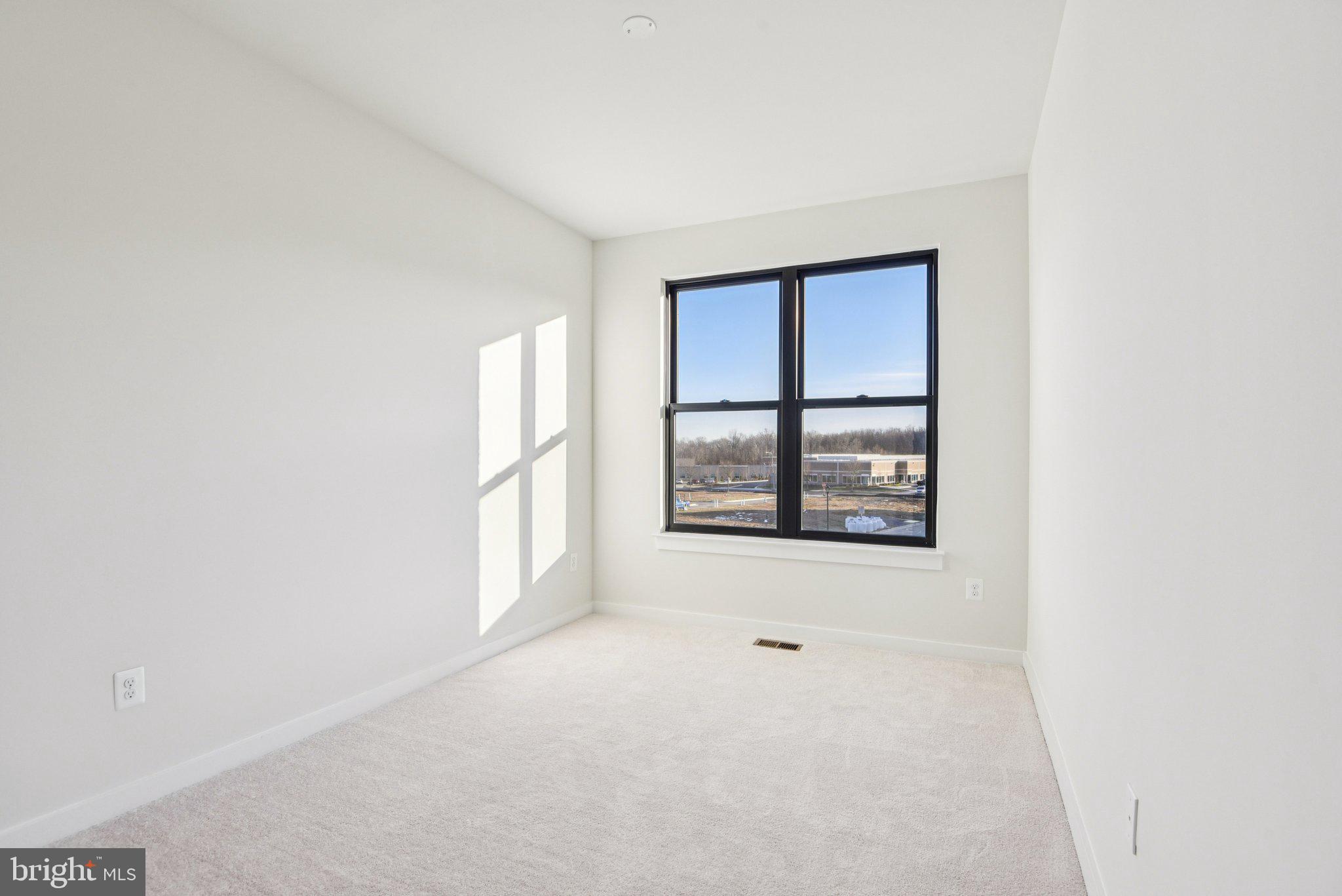 MELFORD TOWN CENTER - Residential