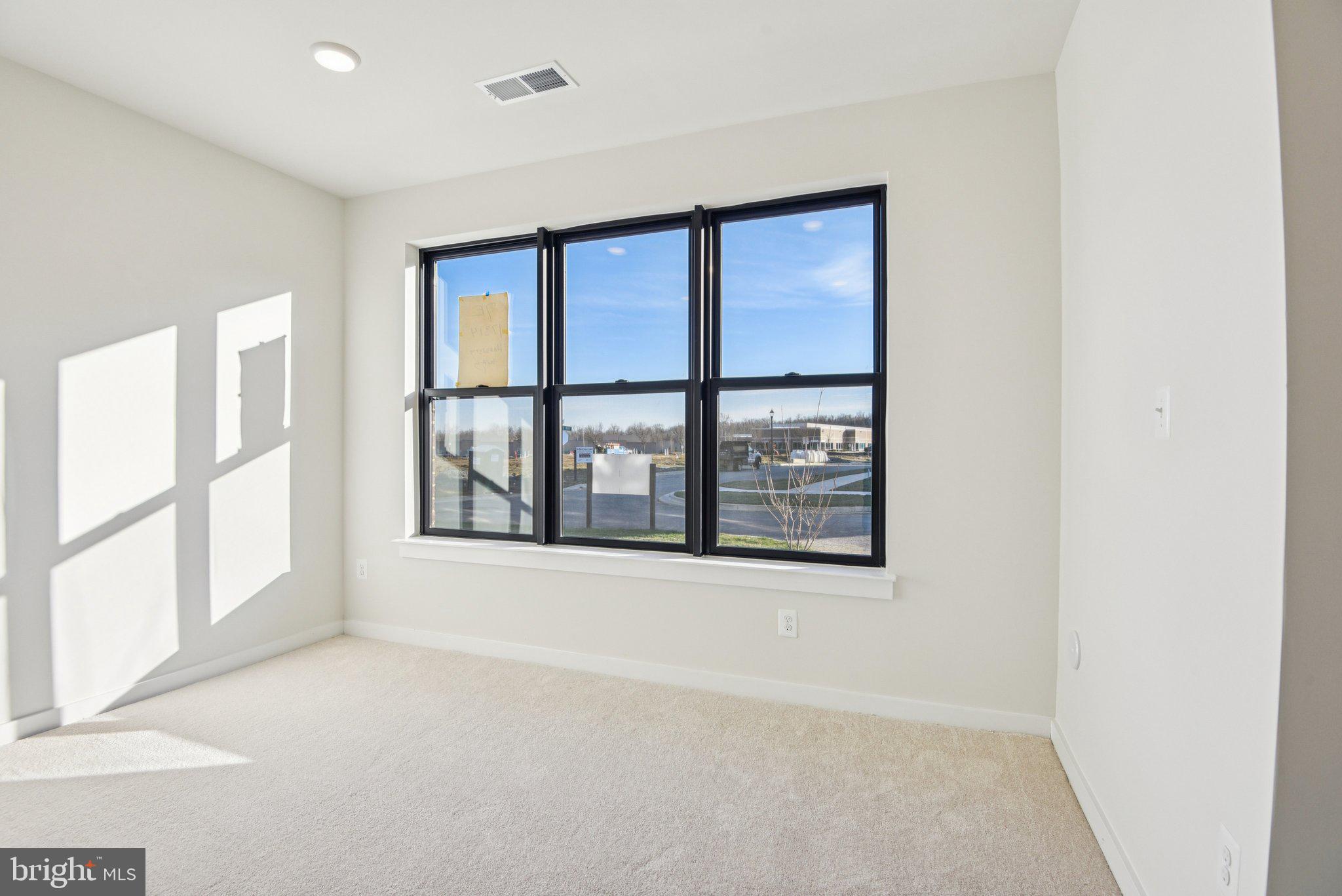 MELFORD TOWN CENTER - Residential