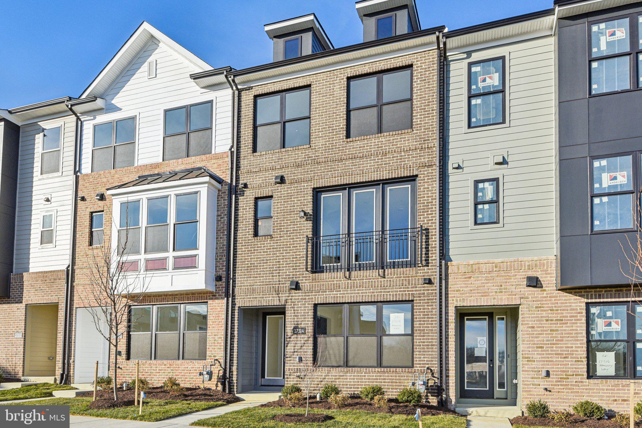 MELFORD TOWN CENTER - Residential