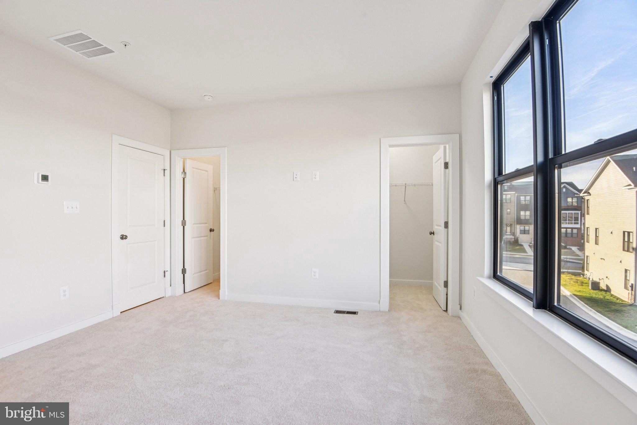 MELFORD TOWN CENTER - Residential