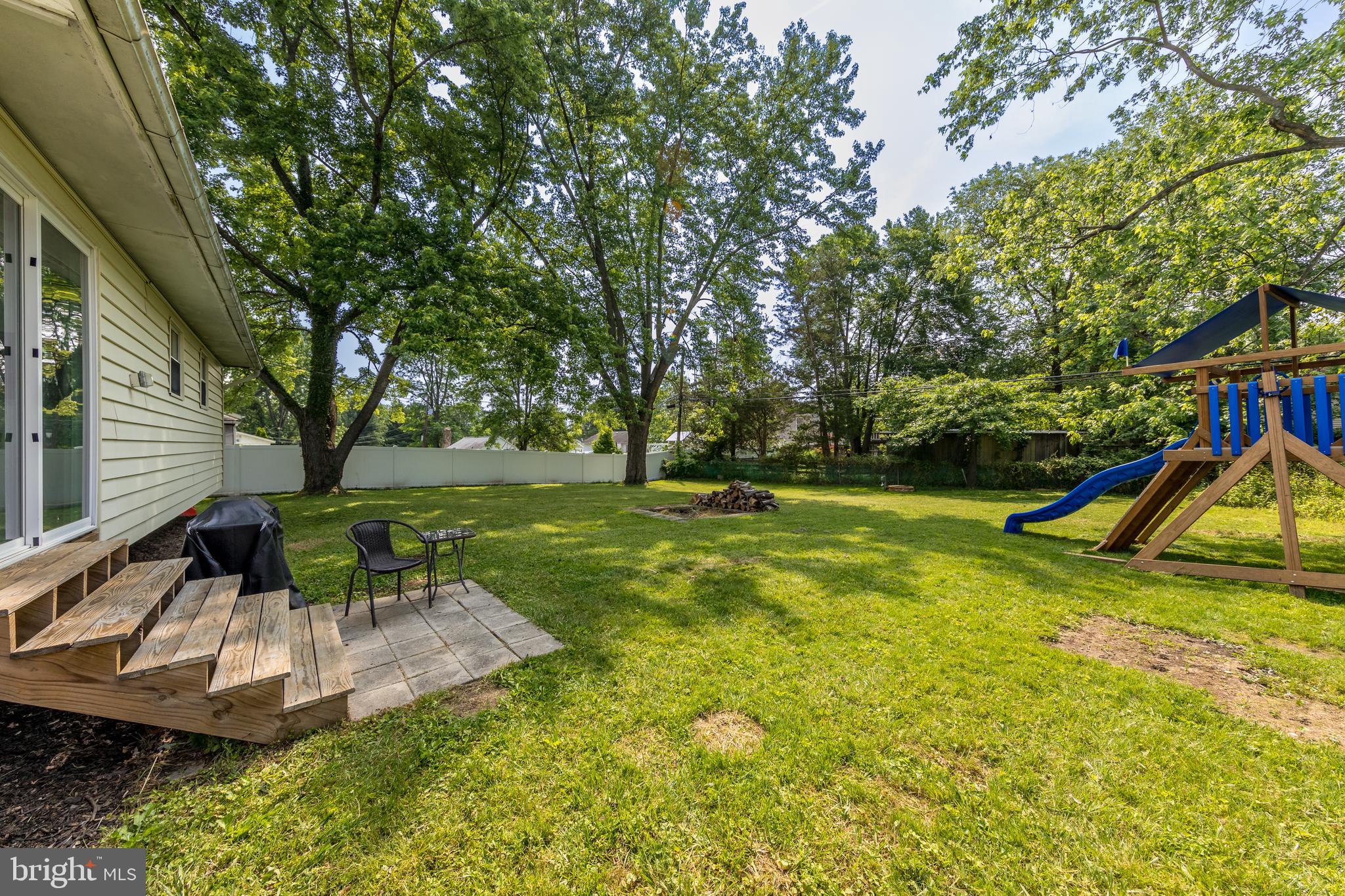 SUBURBIA - Residential