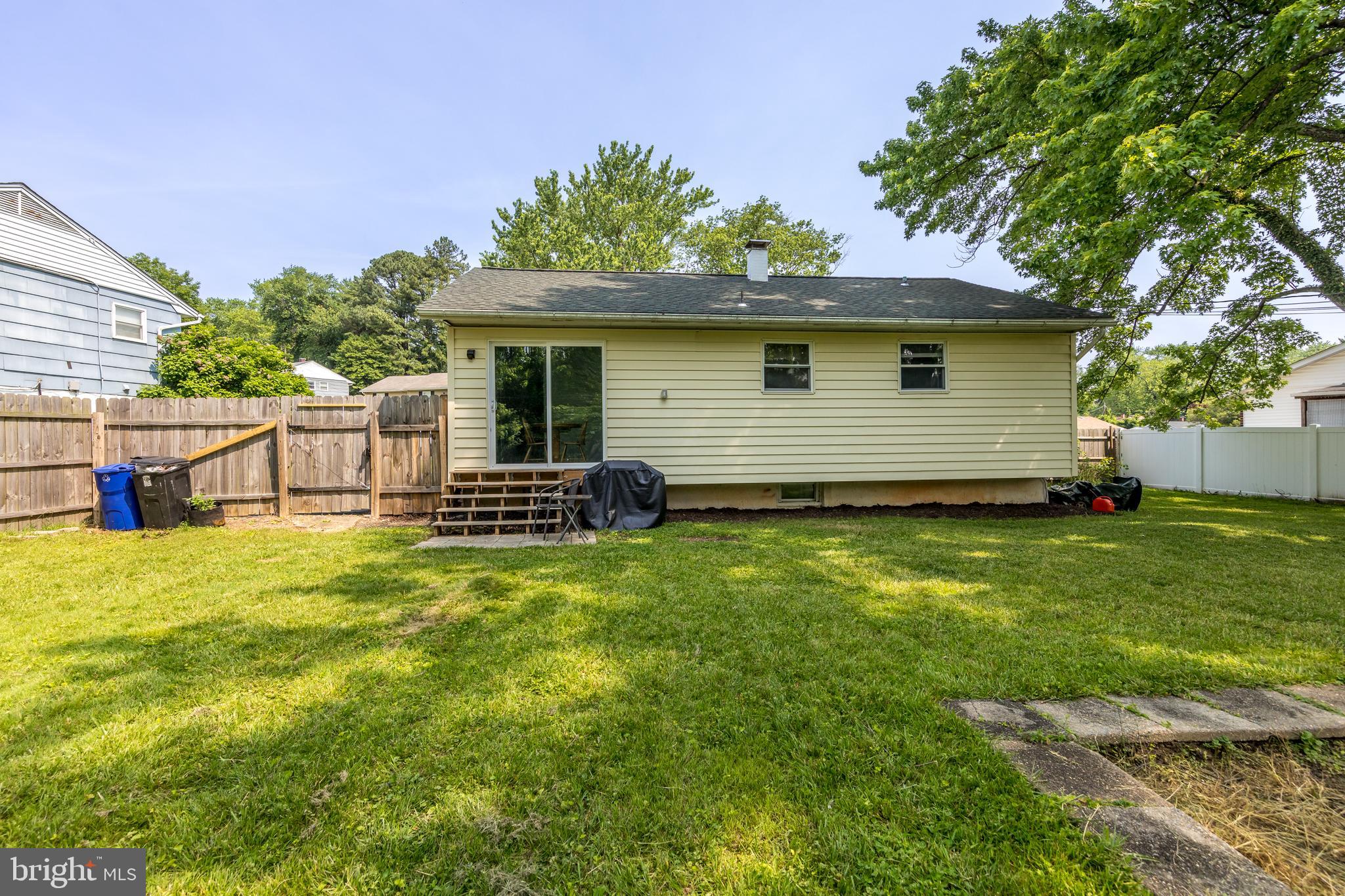 SUBURBIA - Residential