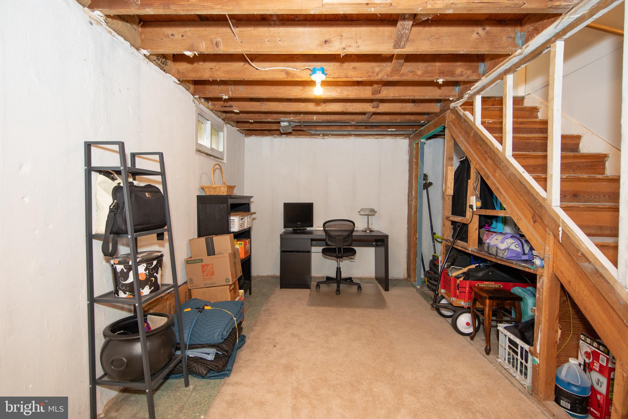 SUBURBIA - Residential