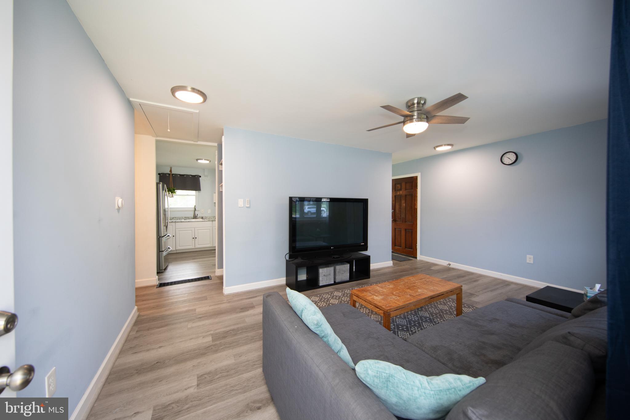 SUBURBIA - Residential