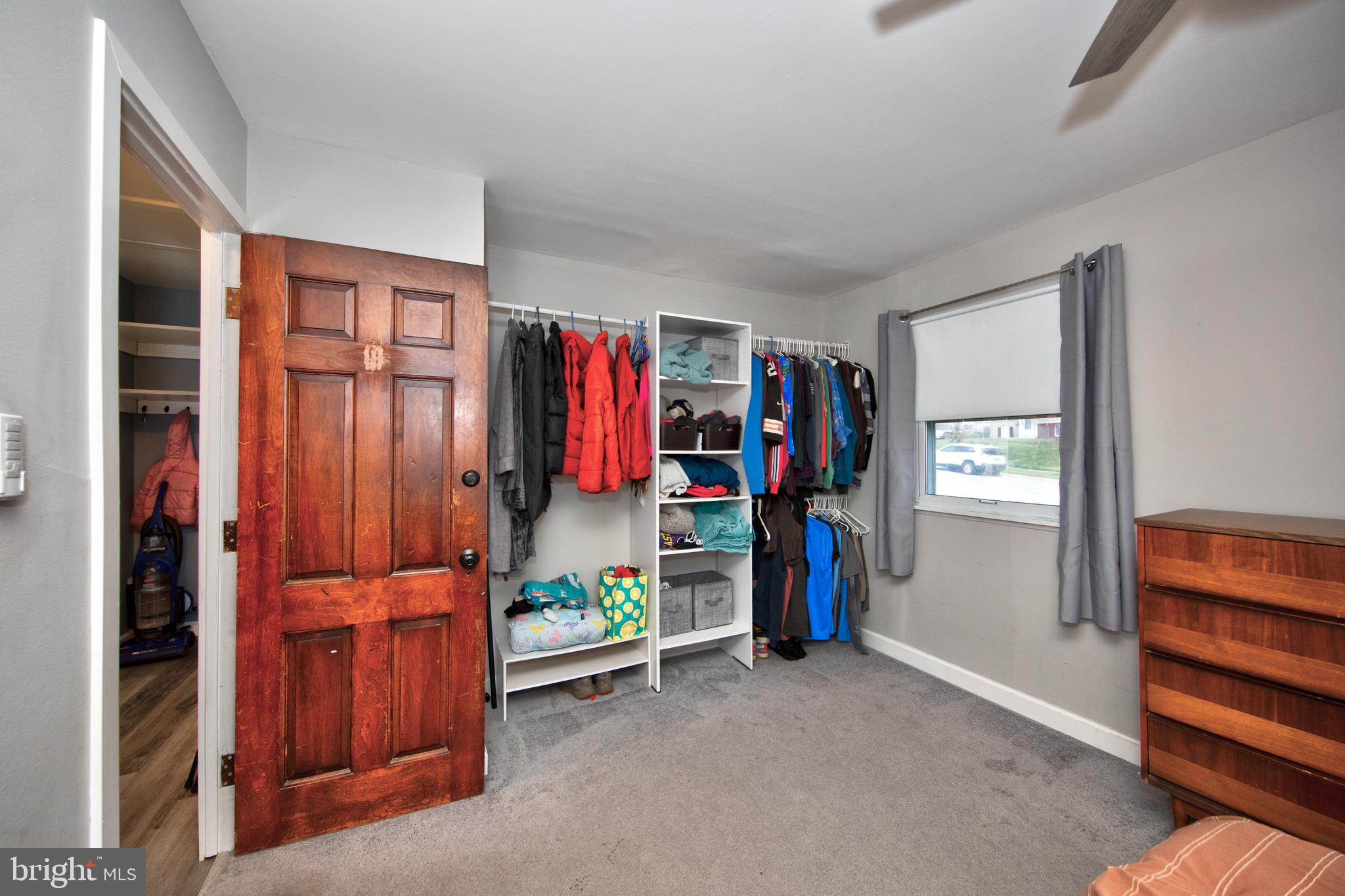 SUBURBIA - Residential