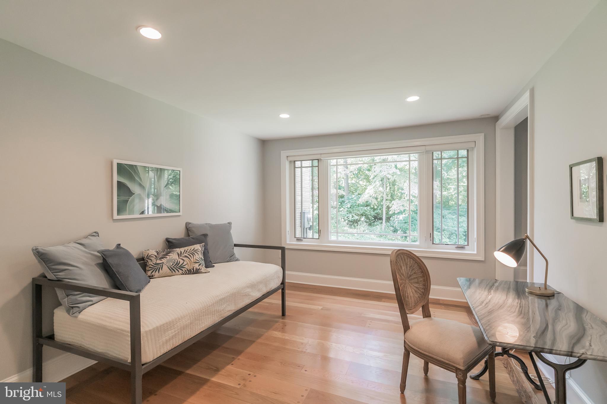 WYNDMOOR - Residential