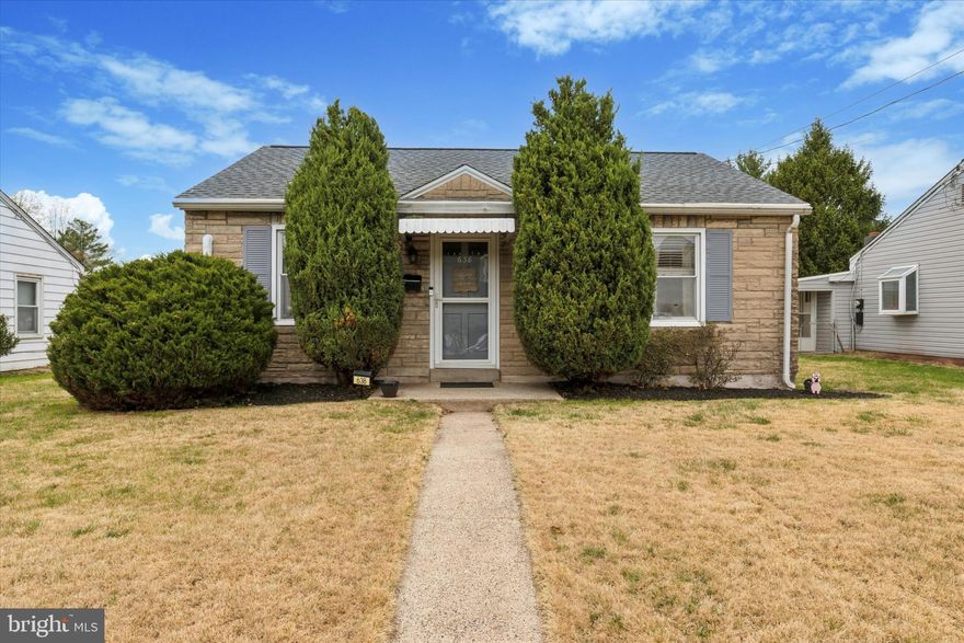 Beautifully maintained home in the heart of Lansdale Boro. Offering a perfect blend of classic charm and modern updates, including stylish new flooring, renovated kitchen, and upgraded 200-amp electrical service. Featuring a large, flat backyard and central heating and cooling, stainless steel appliances, and updated flooring throughout. Turnkey in one of Lansdale’s most walkable and desirable neighborhoods!