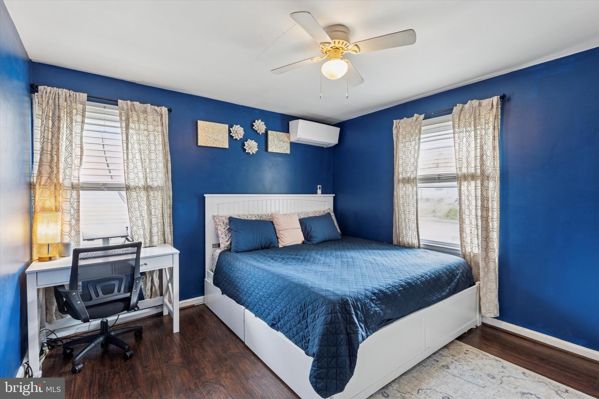 LANSDALE - Residential