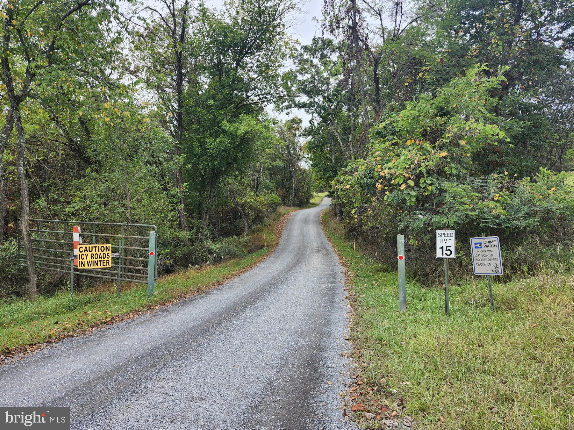 LOST MOUNTAIN - Land